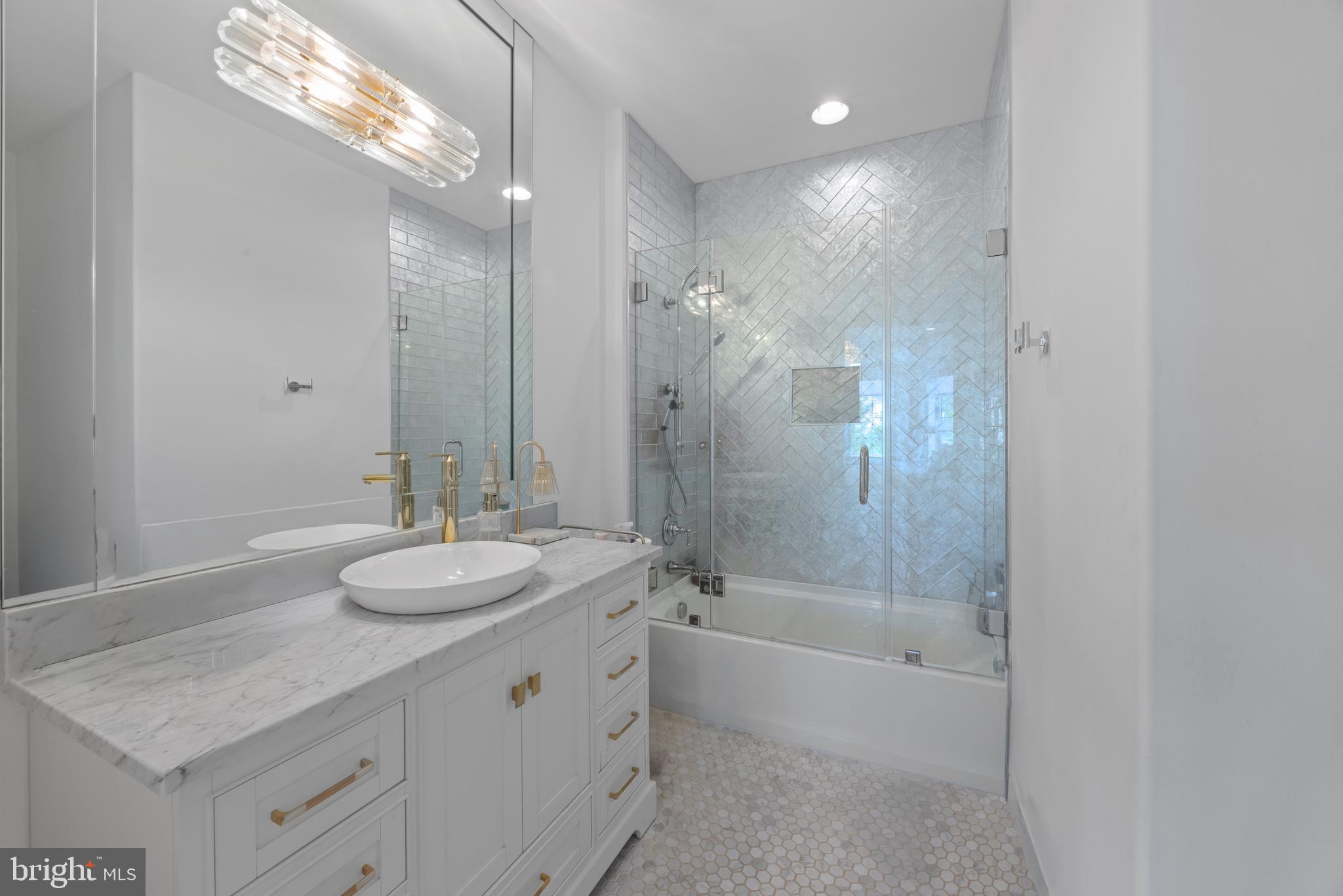 CASTANEA ESTATES - Residential