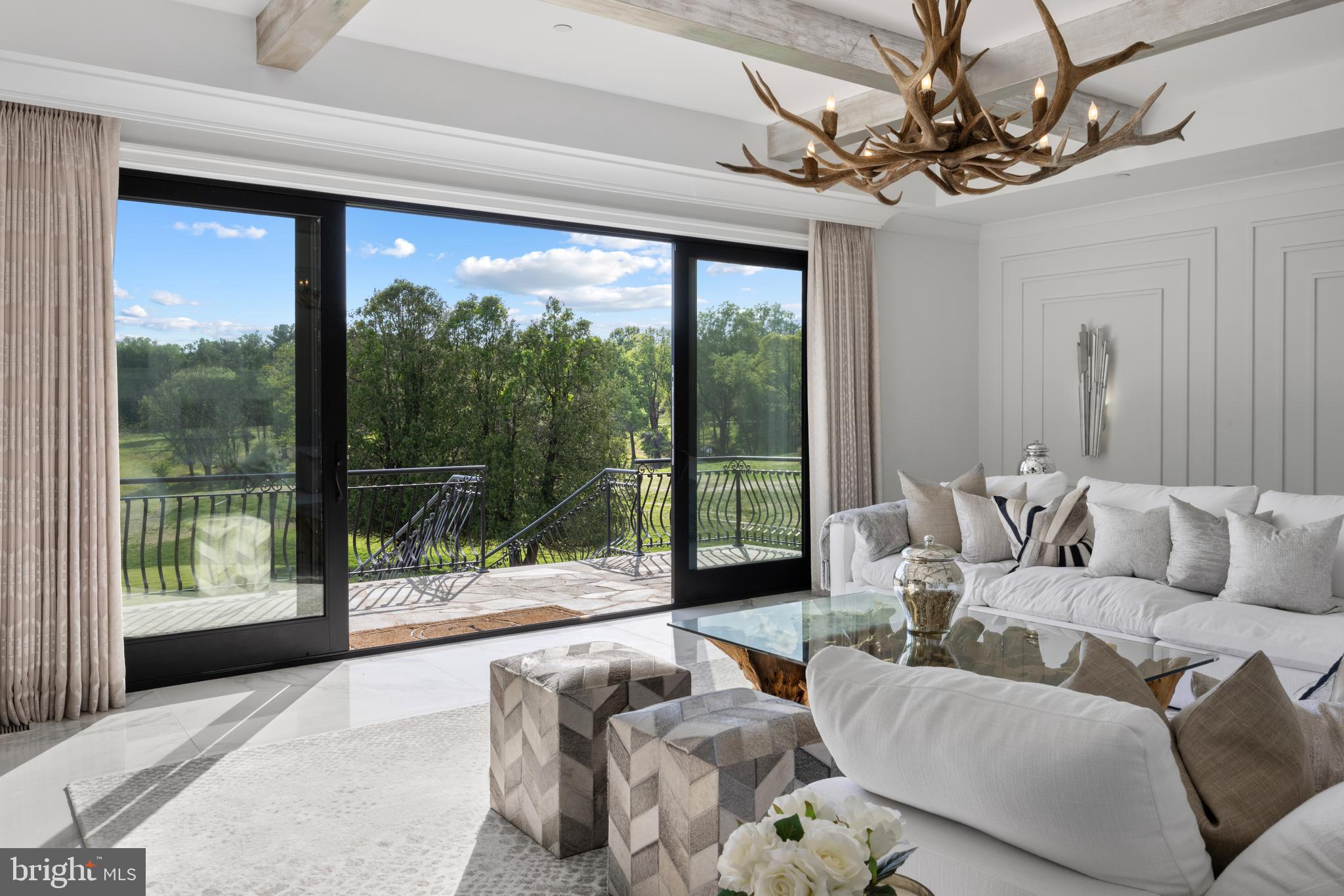 CASTANEA ESTATES - Residential