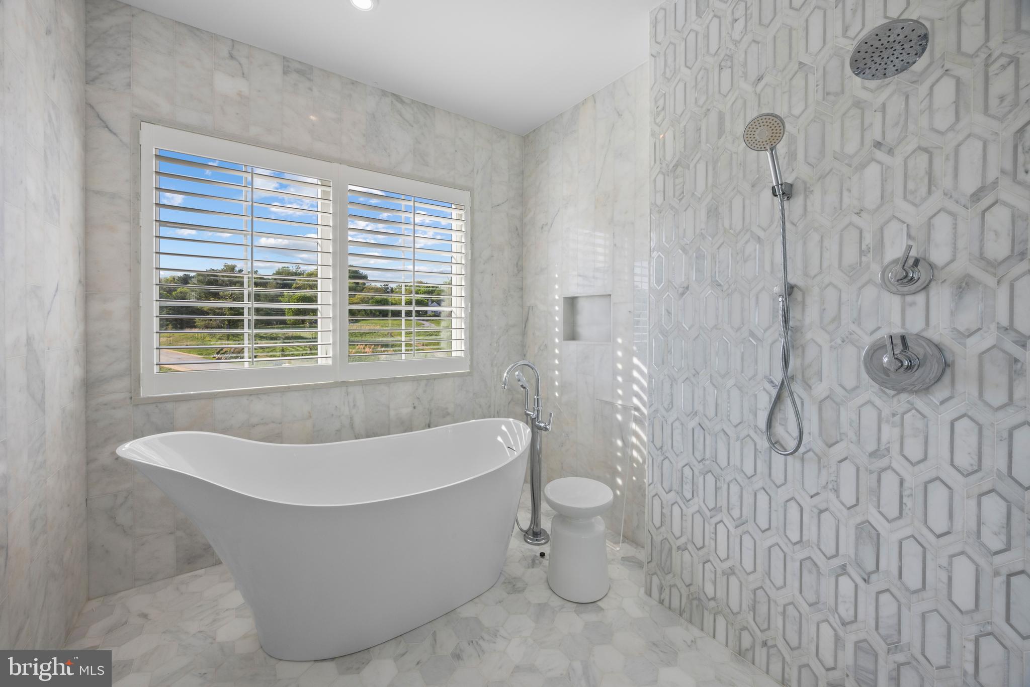 CASTANEA ESTATES - Residential