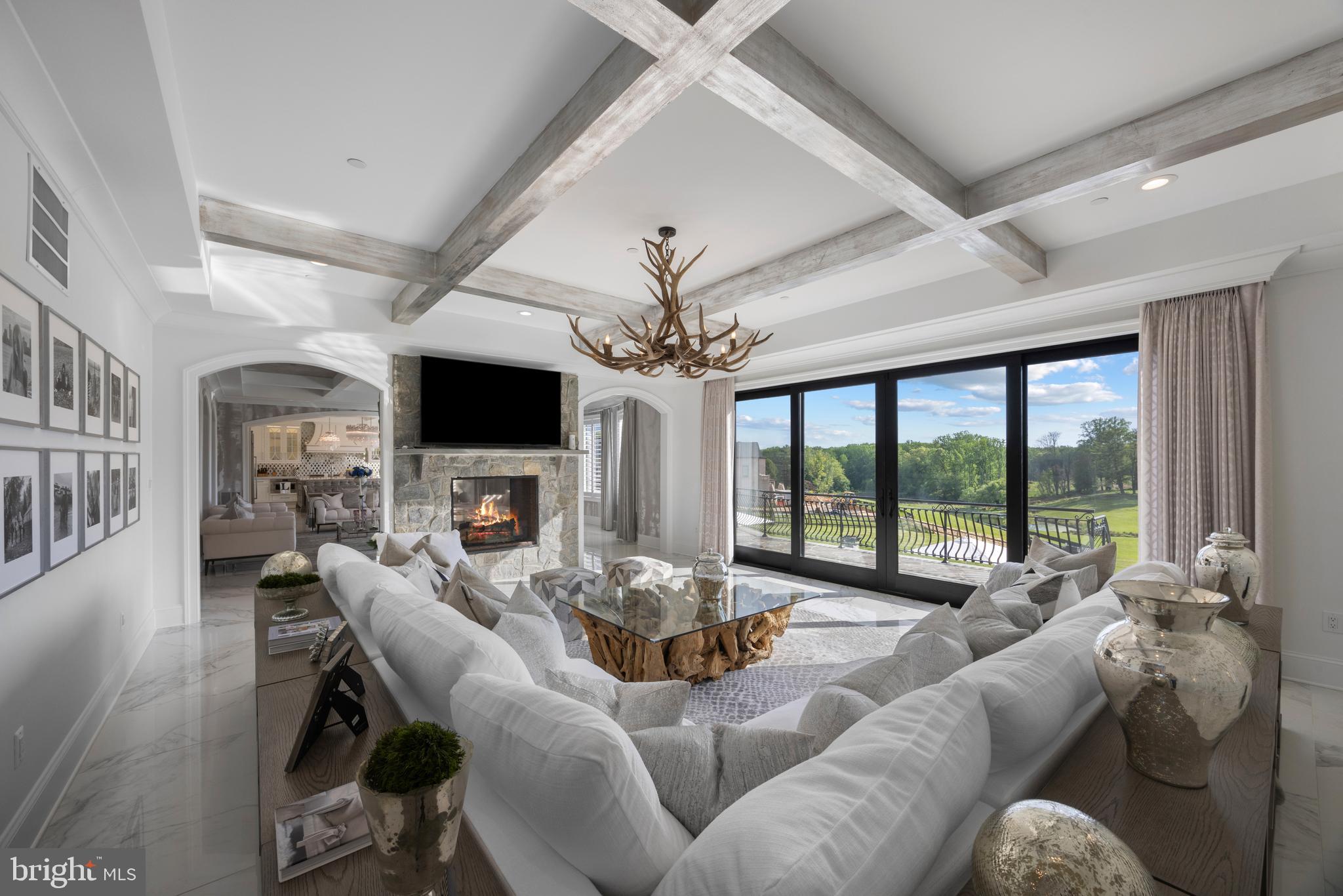 CASTANEA ESTATES - Residential