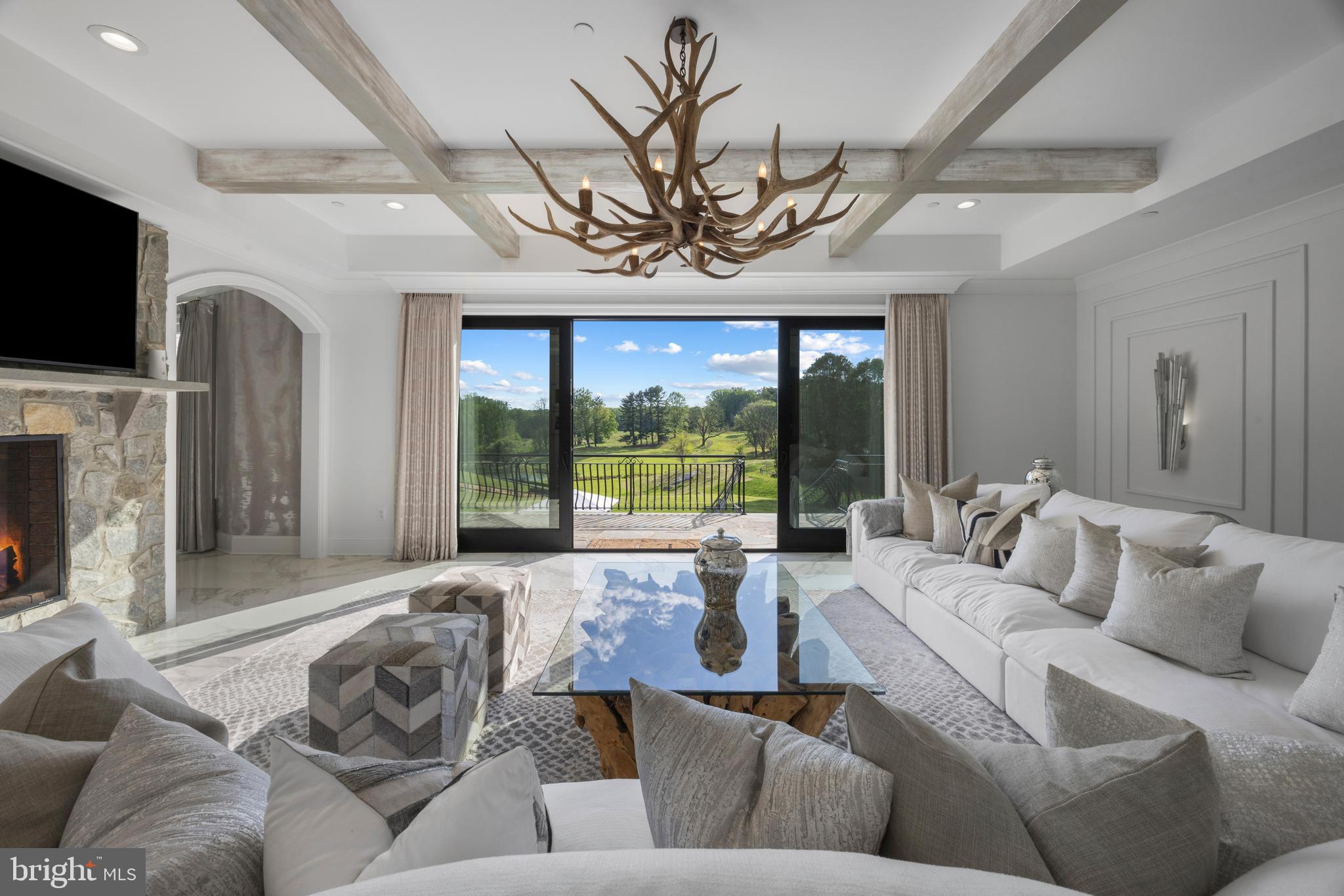 CASTANEA ESTATES - Residential