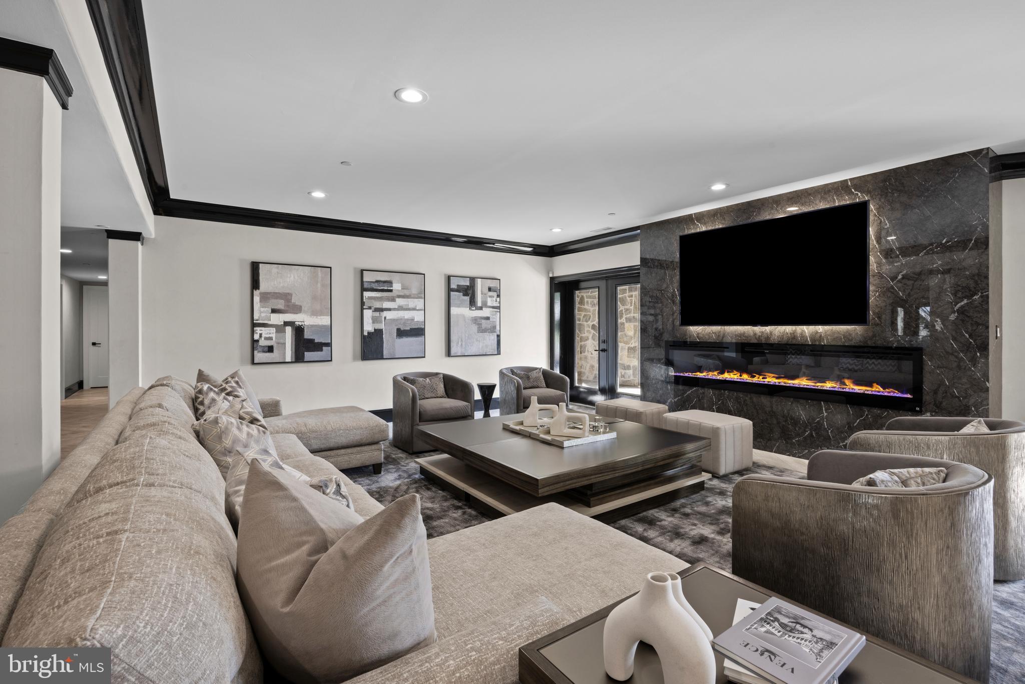 CASTANEA ESTATES - Residential