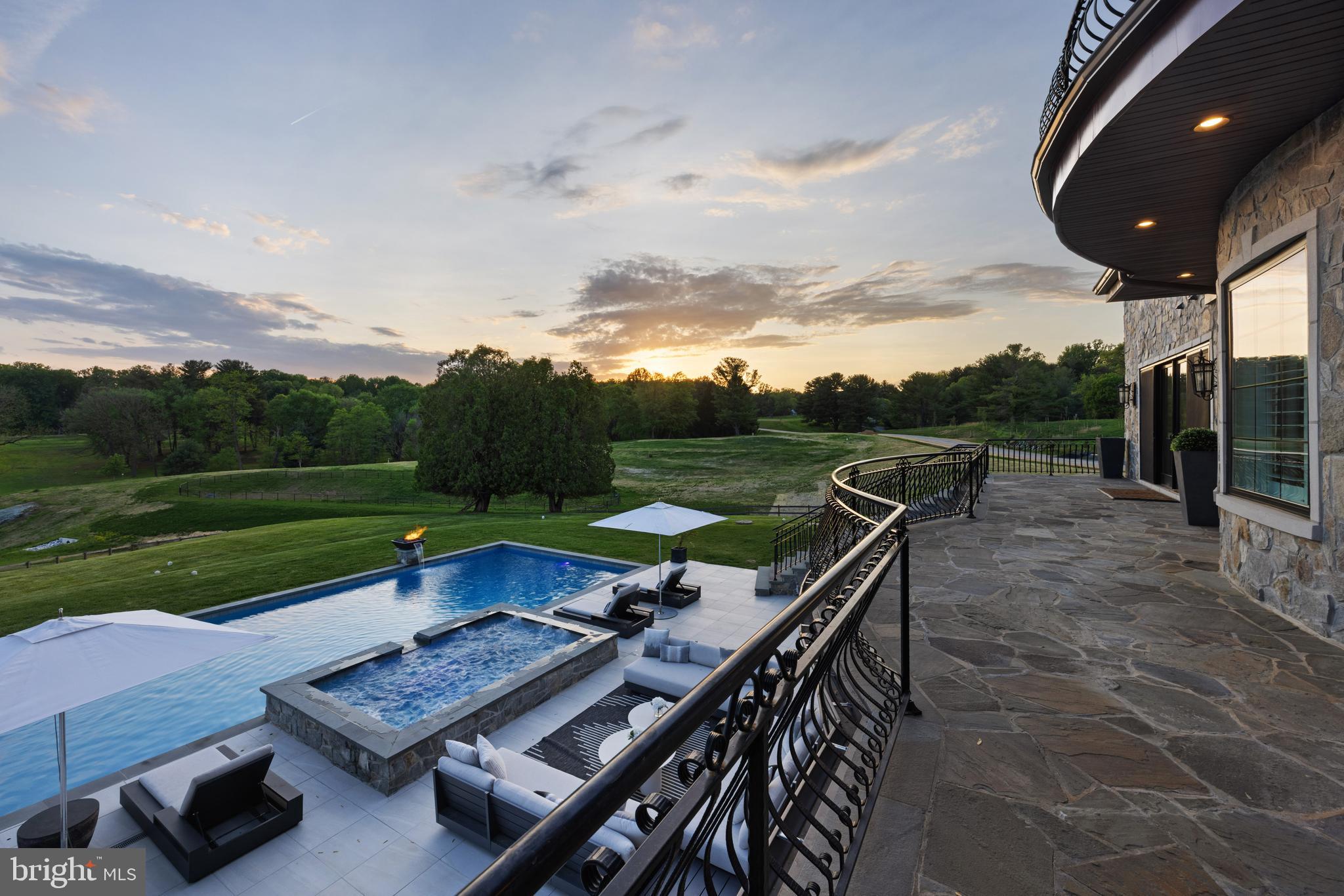 CASTANEA ESTATES - Residential