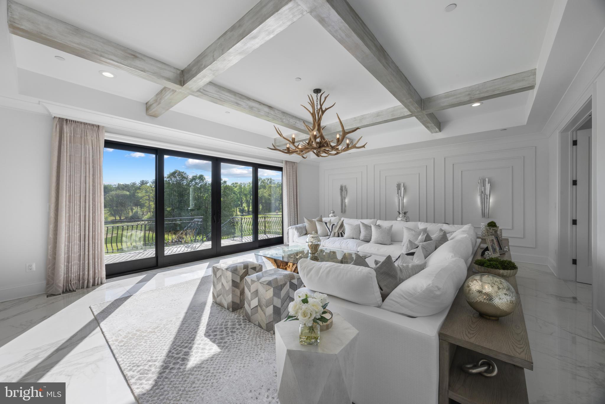 CASTANEA ESTATES - Residential