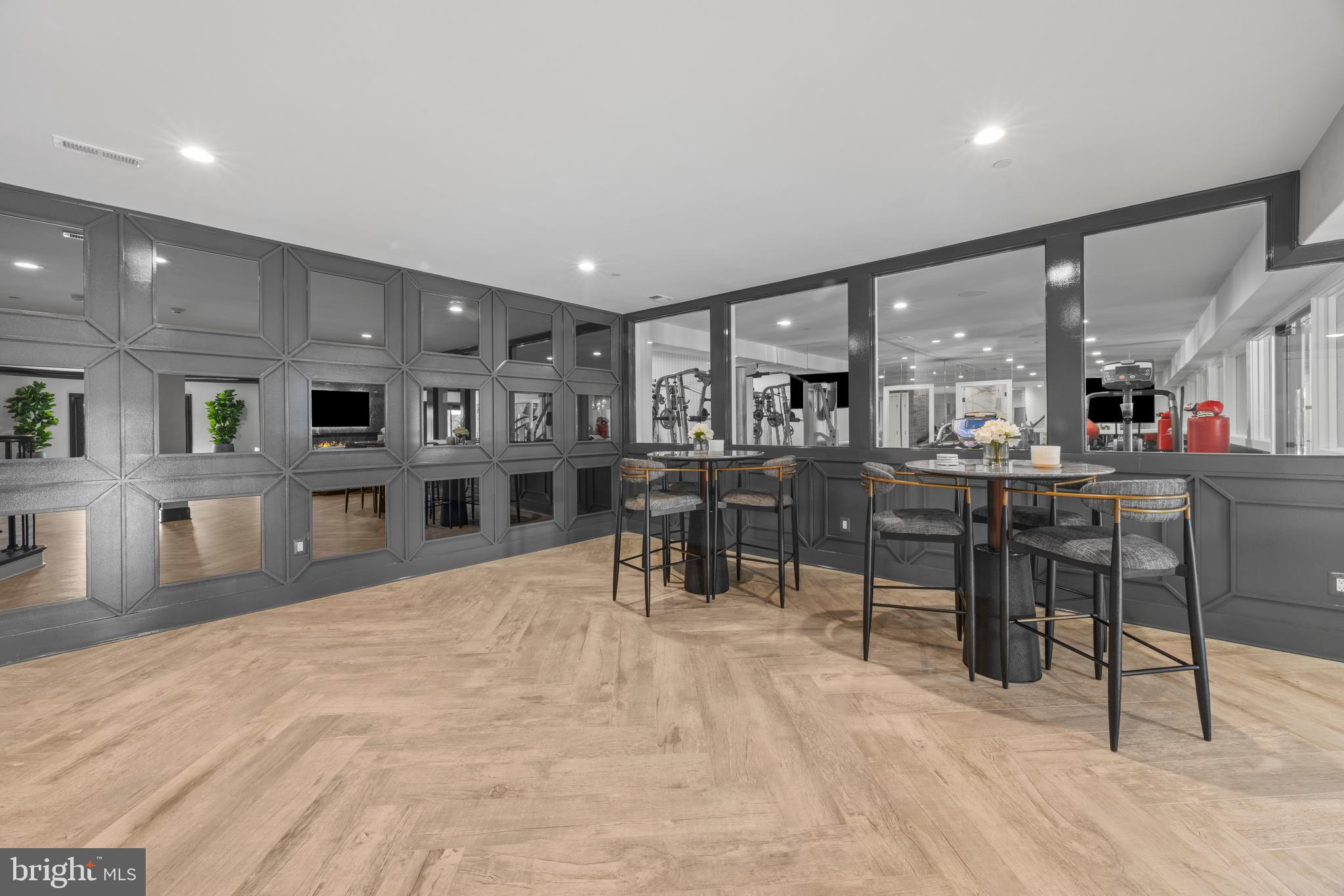 CASTANEA ESTATES - Residential