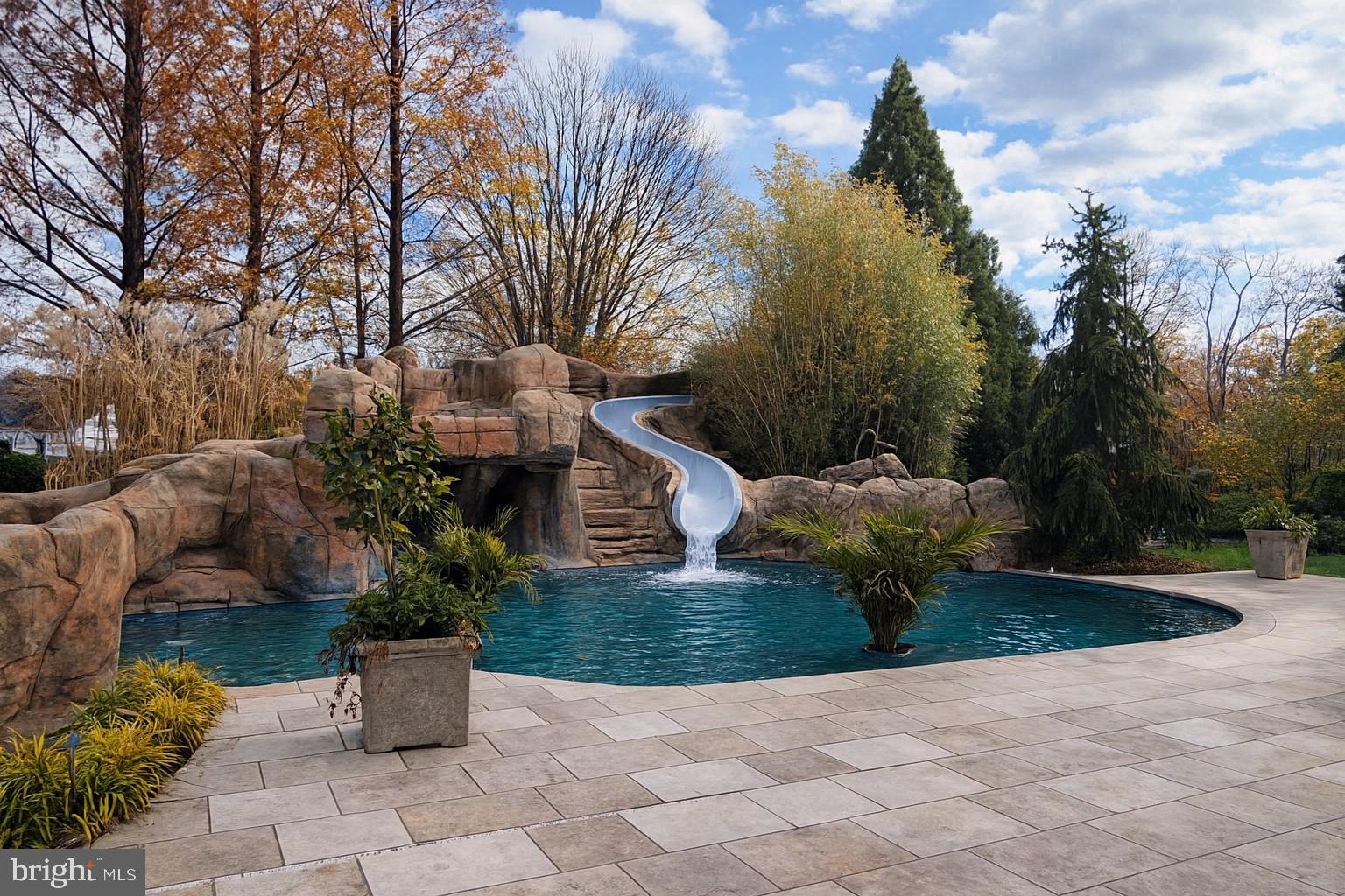 11793 FREDERICK ROAD