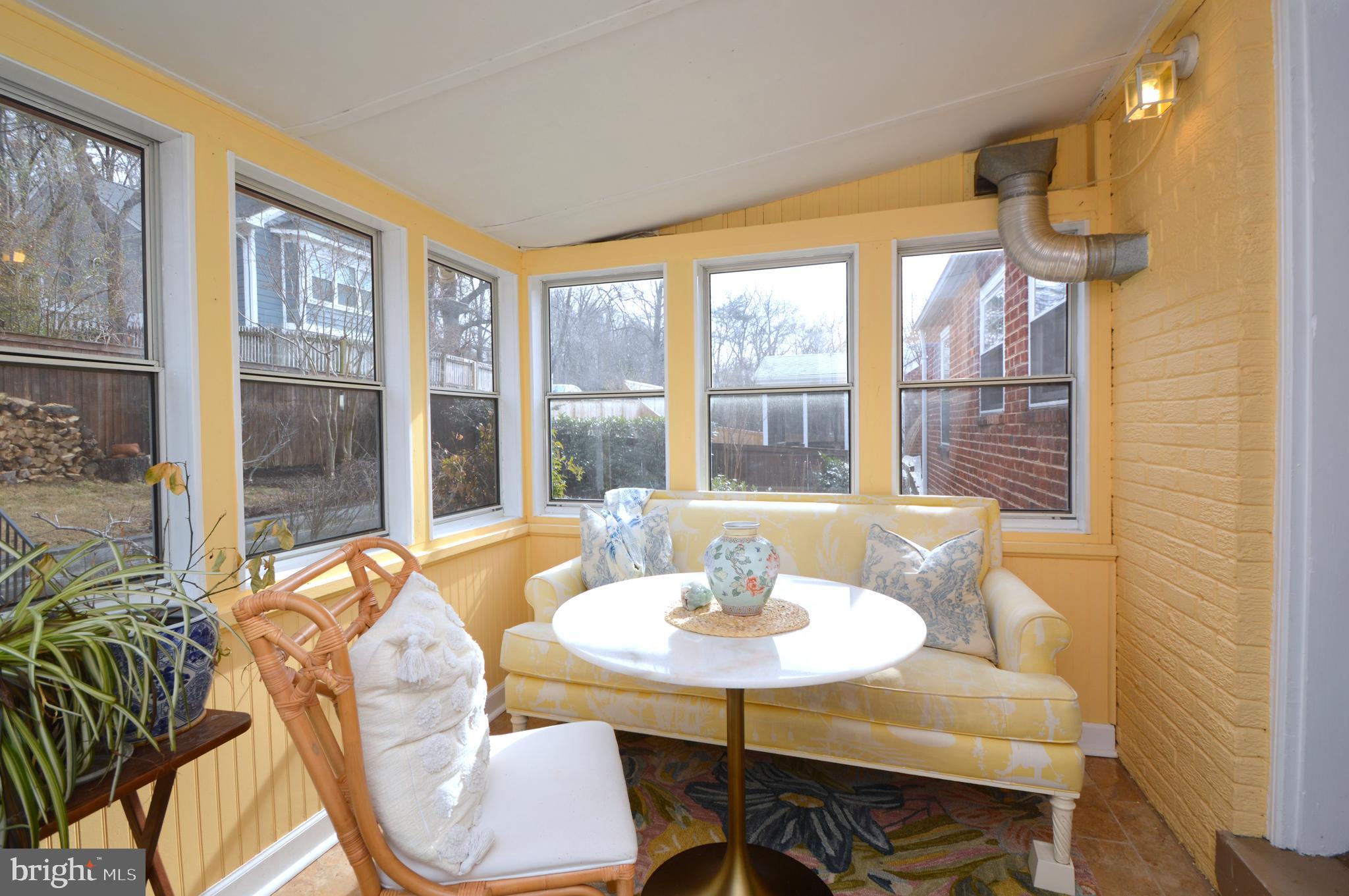 DOUGLAS PARK - Residential Lease