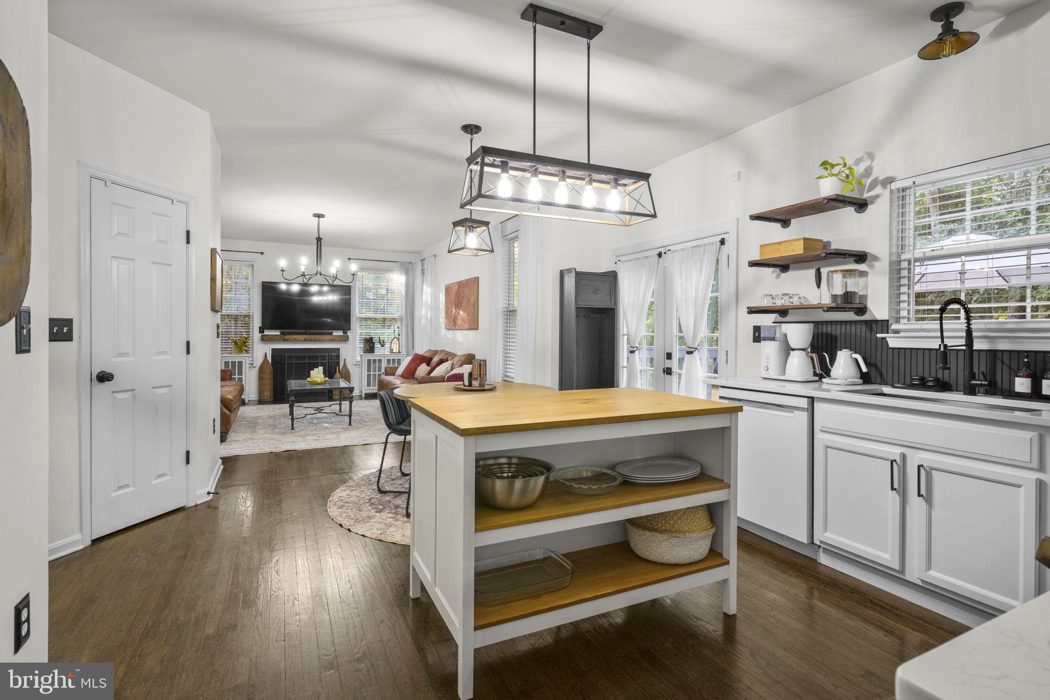 WOODHAVEN - Residential