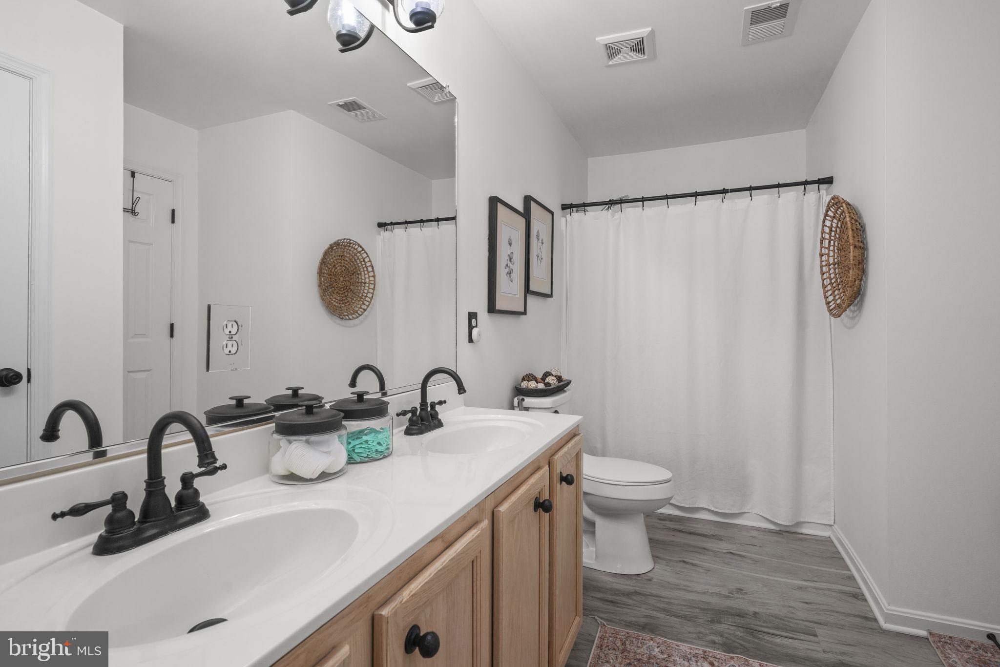 WOODHAVEN - Residential