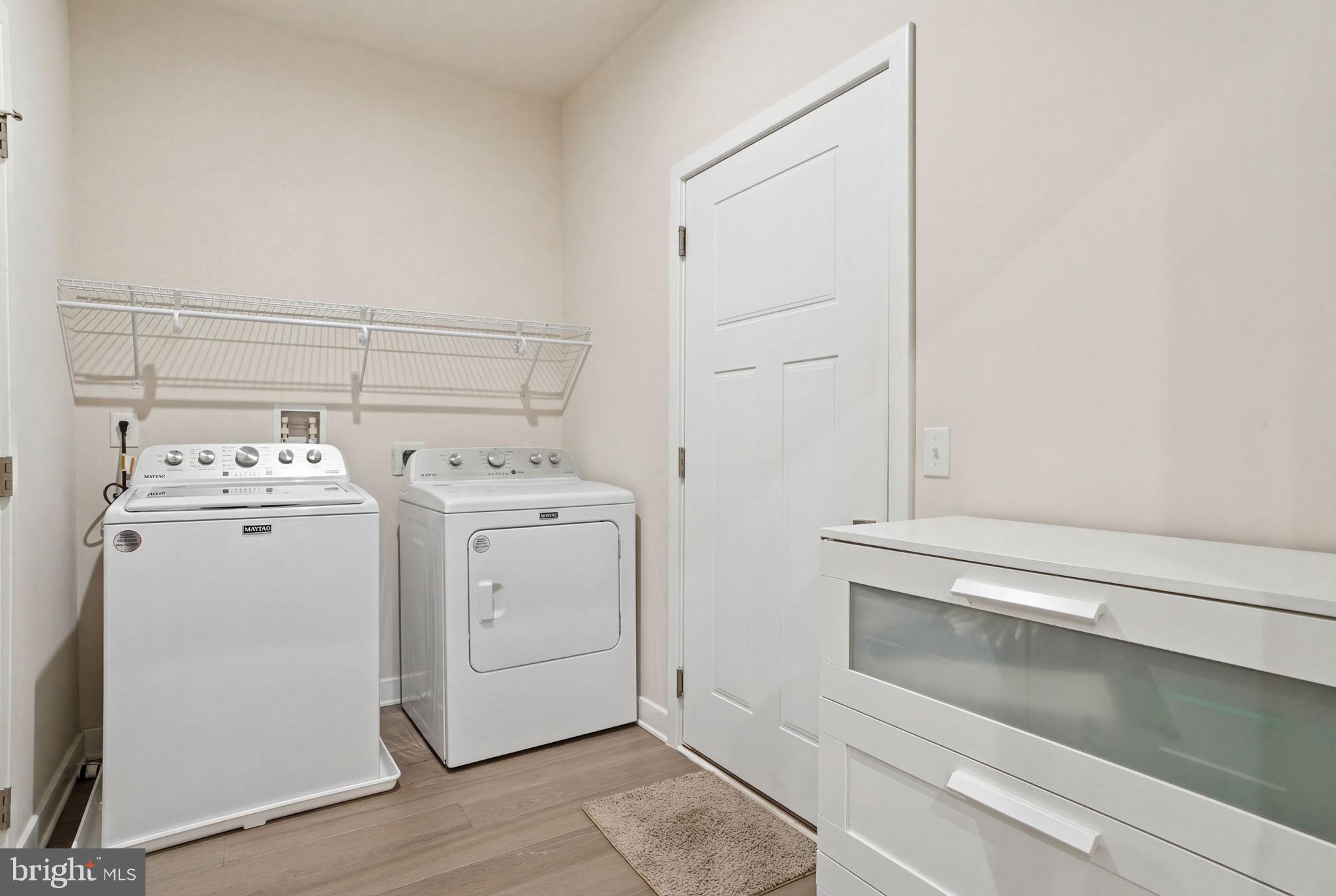 YARDLEY WOODS - Residential