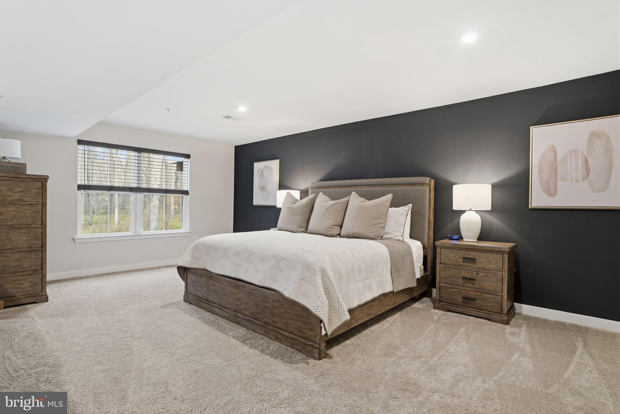 YARDLEY WOODS - Residential