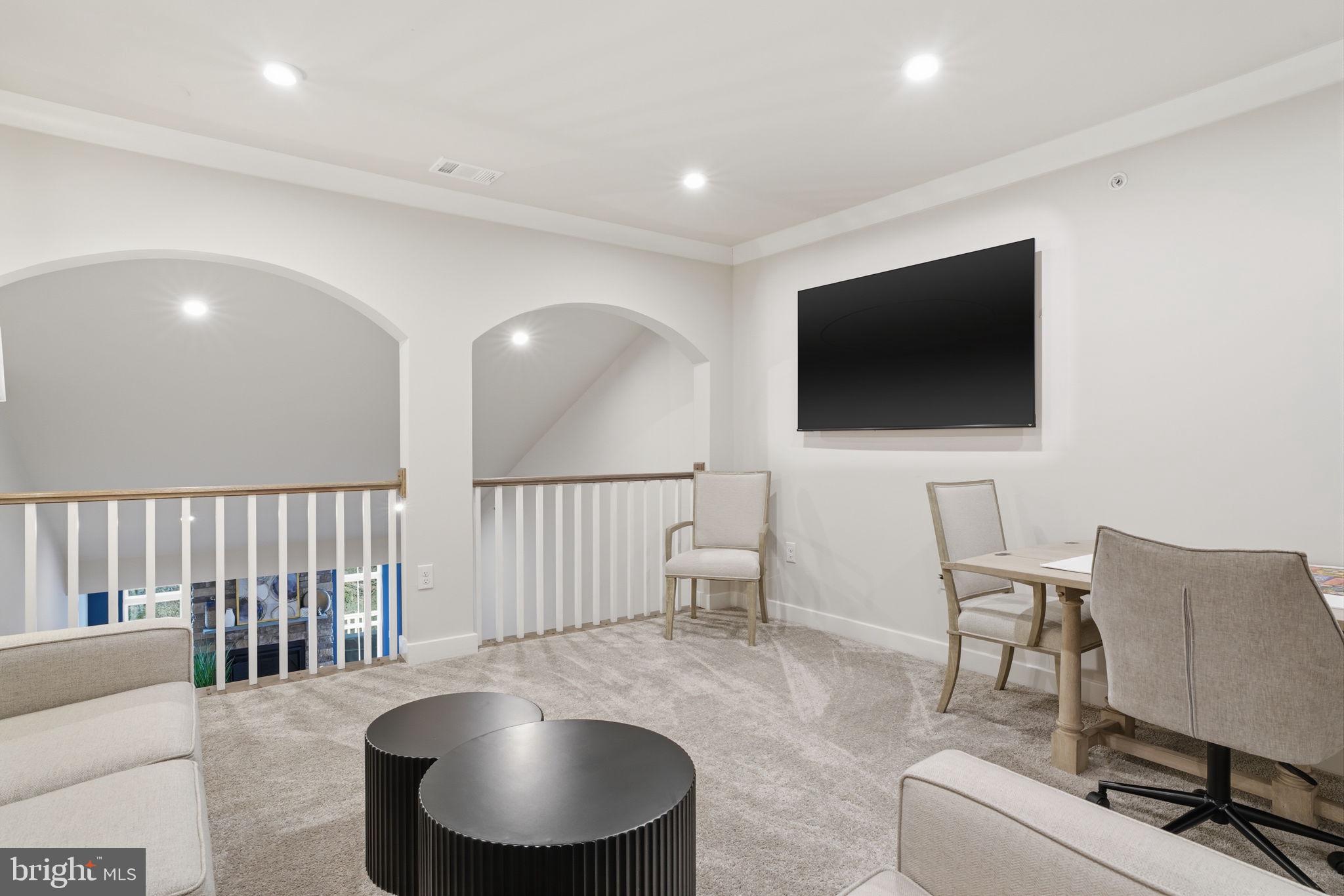 YARDLEY WOODS - Residential