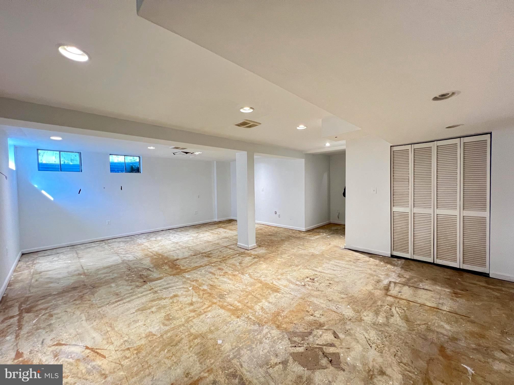 SNOWDENS MILL - Residential