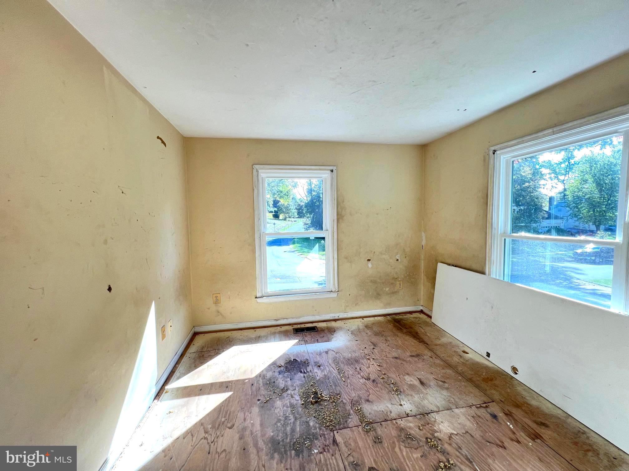 SNOWDENS MILL - Residential