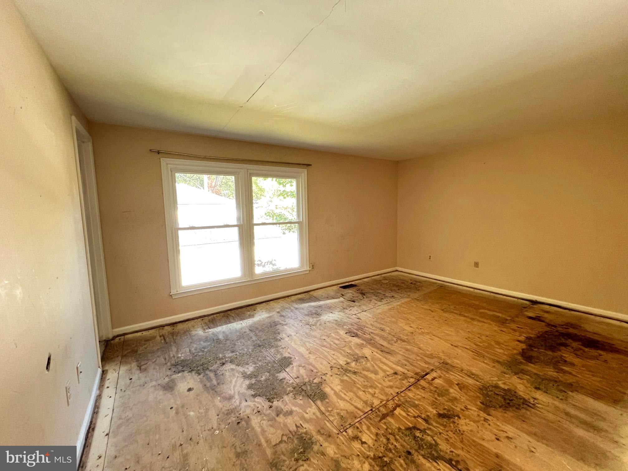 SNOWDENS MILL - Residential