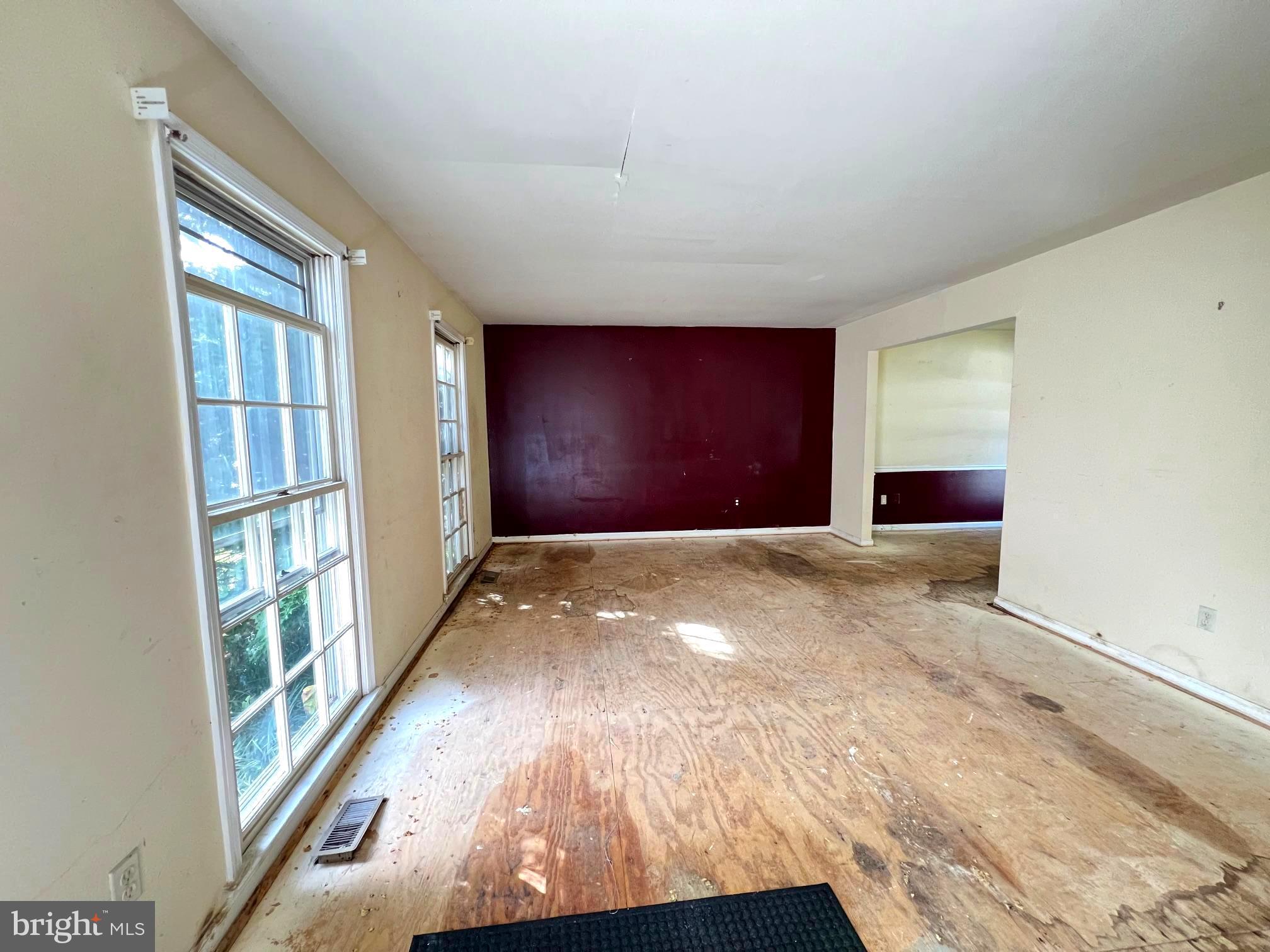 SNOWDENS MILL - Residential