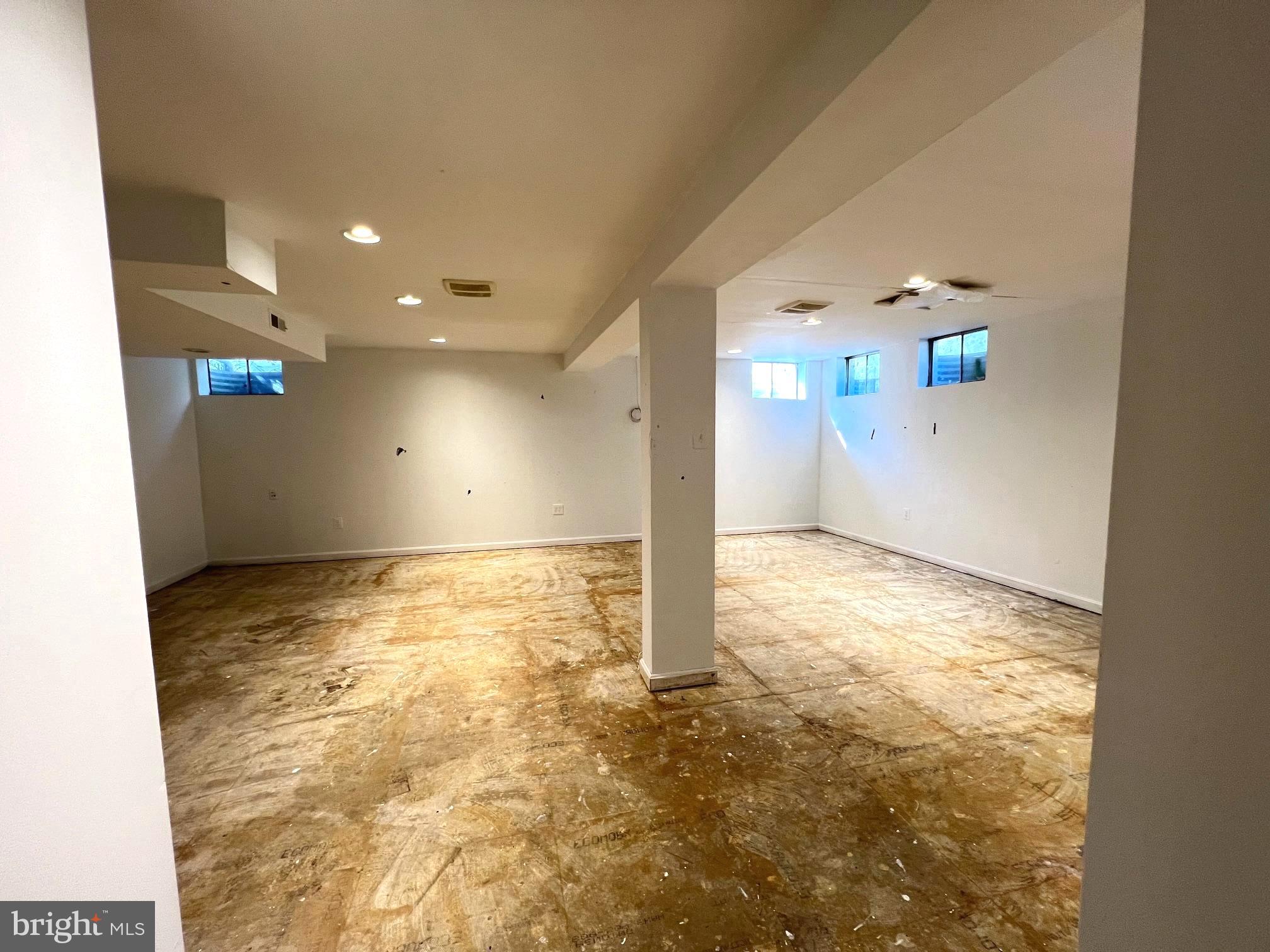 SNOWDENS MILL - Residential