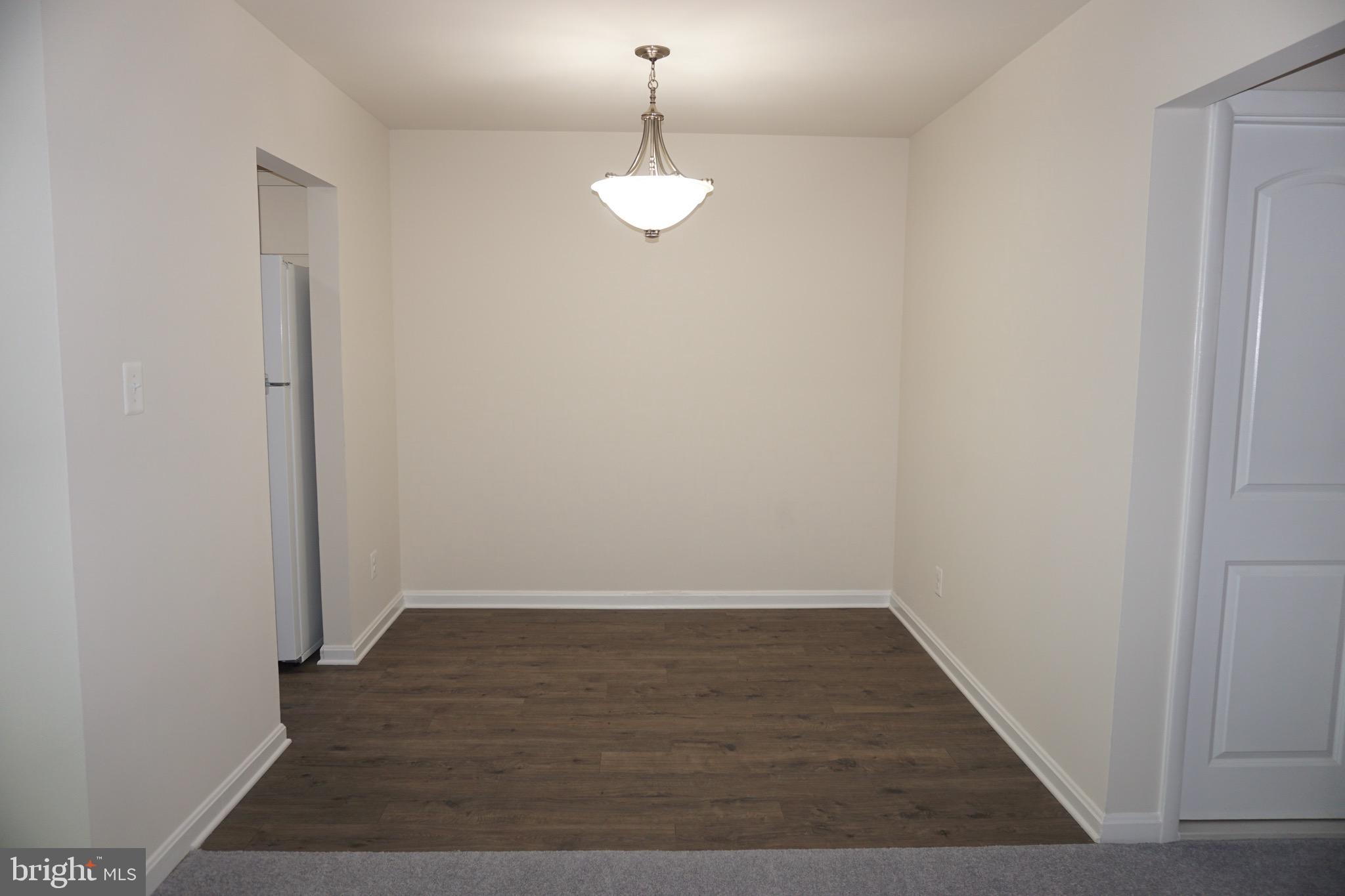 KALMIA LEE - Residential
