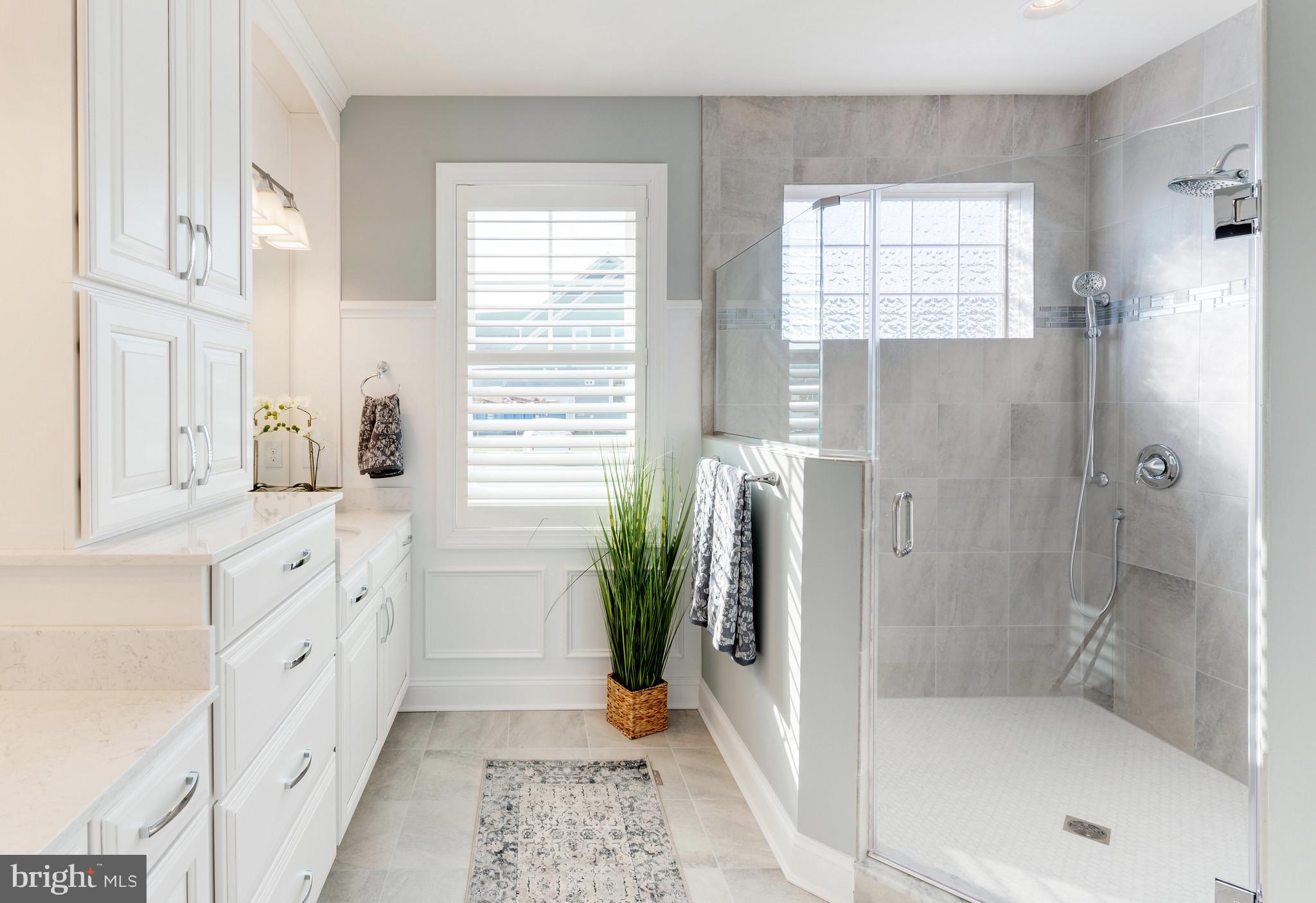 MONARCH - Residential