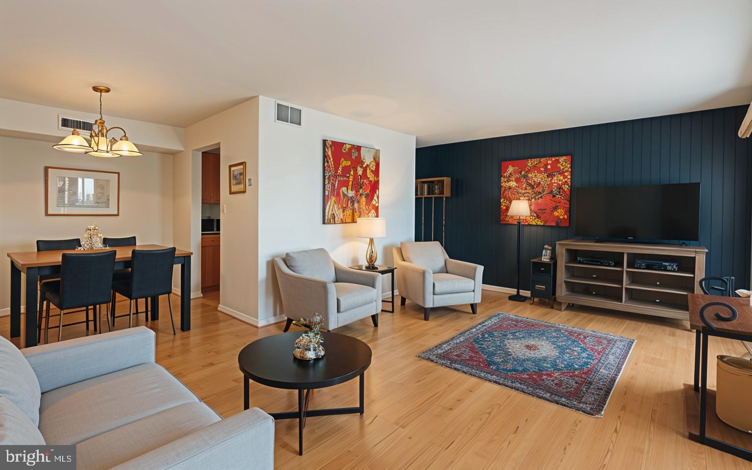 If you’ve been dreaming of homeownership, this charming 1-bedroom condo is the perfect place to start! Nestled in a vibrant community in the heart of Greenbelt, this home offers comfort, convenience, and a lifestyle that fits your future.
🏡 Comfortable Living Spaces
Enjoy a bright and spacious living room that opens to your own private balcony—ideal for relaxing after a long day. The separate dining area is perfect for hosting friends or enjoying quiet meals at home.
🍽️ Smart & Functional Kitchen
The galley-style kitchen makes cooking a breeze and includes a washer/dryer combo—no more trips to the laundromat!
🌞 Community Amenities
Cool off in the community pool during the summer and enjoy the peaceful, well-kept surroundings year-round.
🛍️ Everything Within Reach
Located just minutes from Greenway Center Plaza, Beltway Plaza Mall, and local restaurants. With easy access to 295 and nearby bus routes, commuting and errands are simple and stress-free.
✨ Whether you're ready to stop renting or looking for a smart investment in your future, this condo is a wonderful place to call home. Come see why so many love living in Greenbelt!