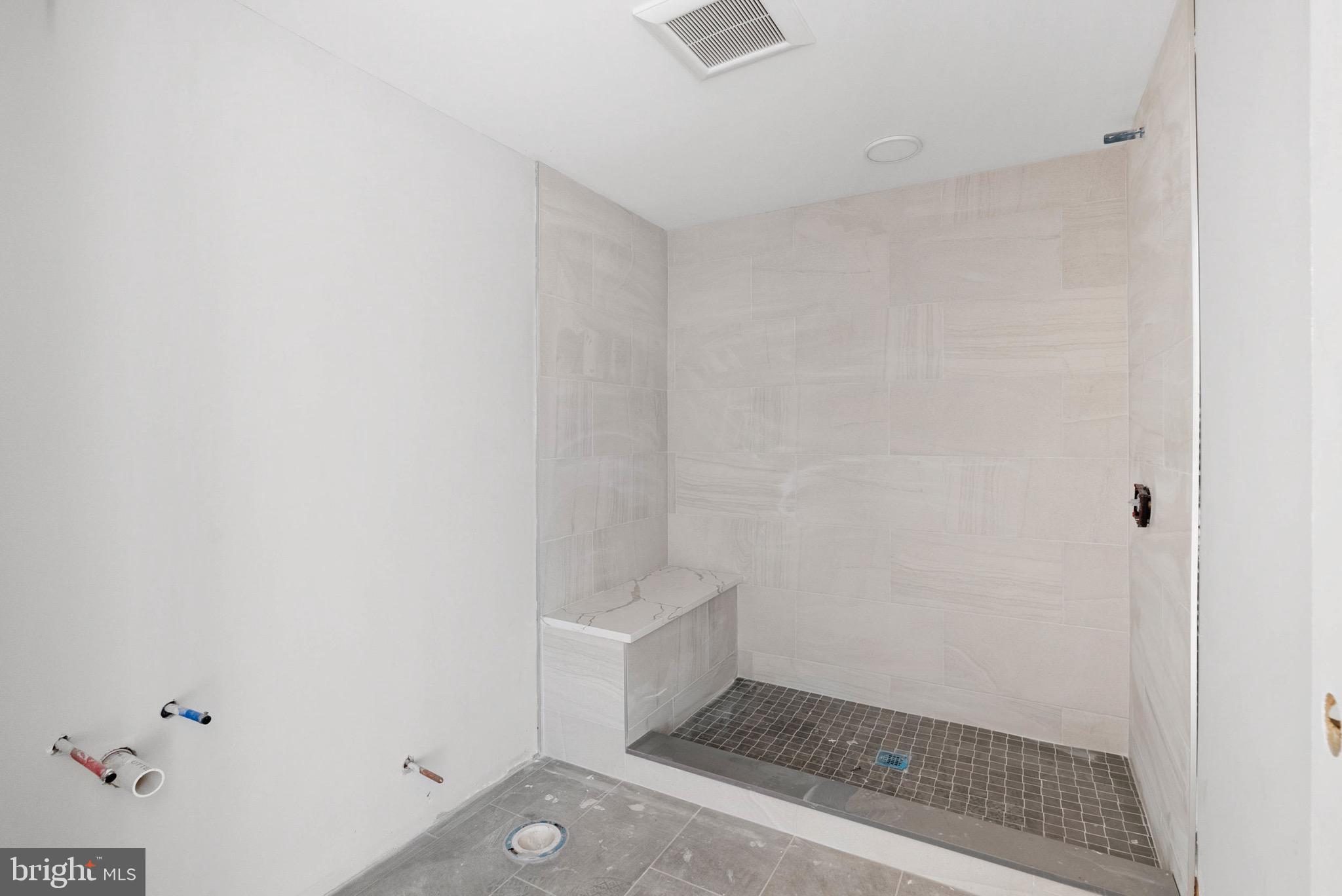 FAIRMOUNT - Residential