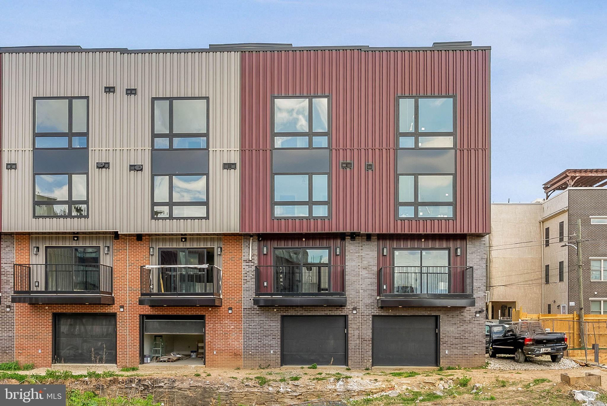 FAIRMOUNT - Residential