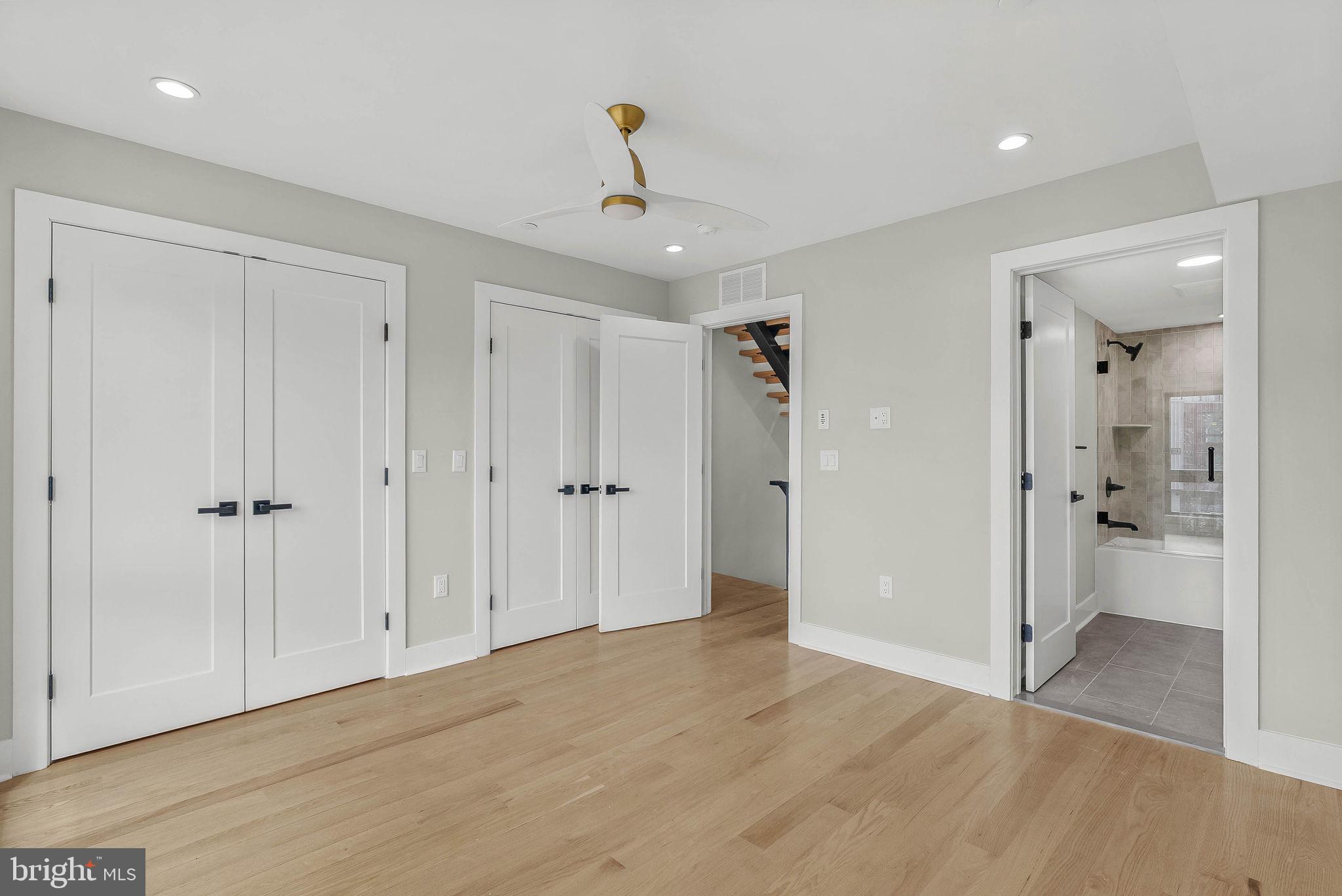 FAIRMOUNT - Residential