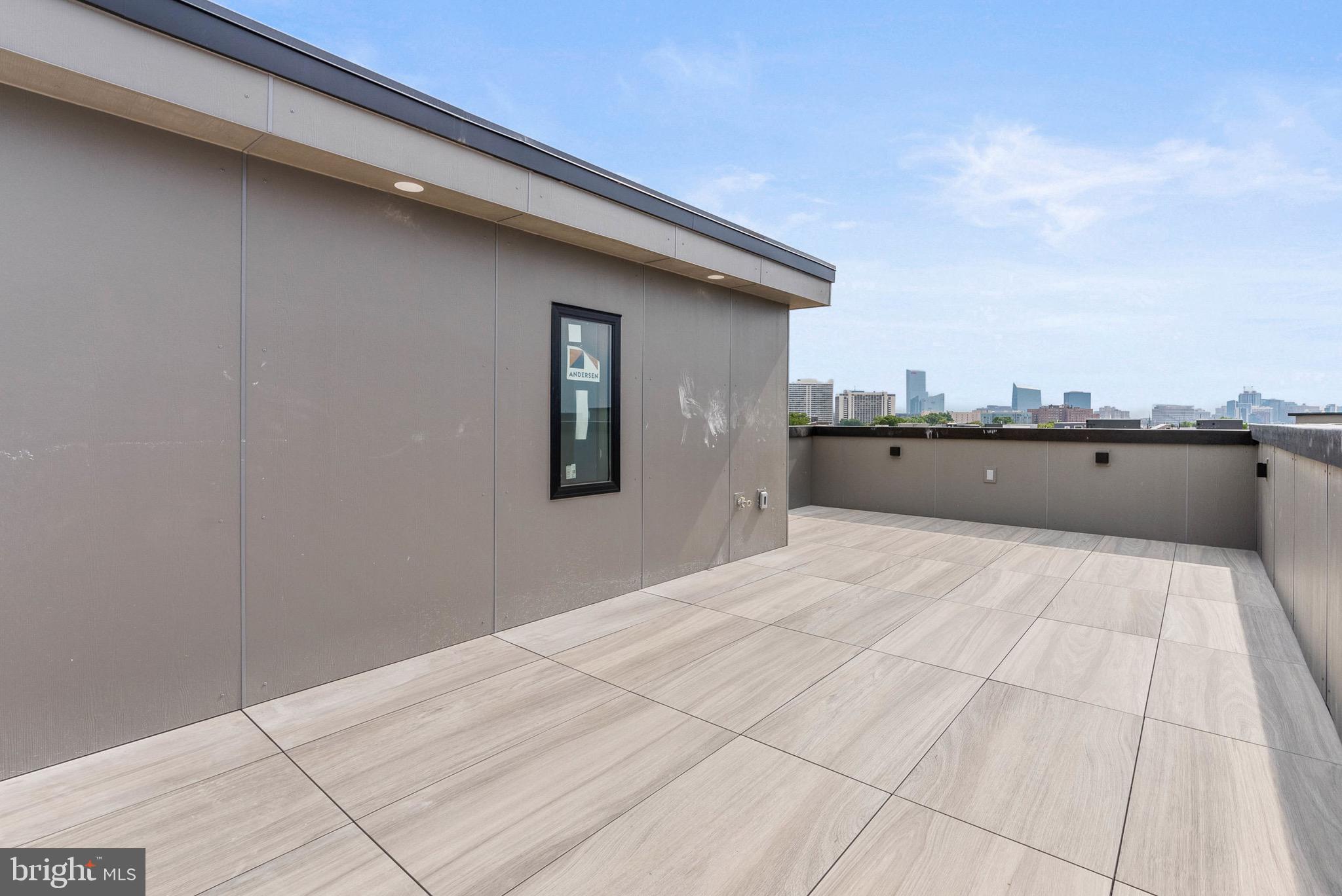 FAIRMOUNT - Residential