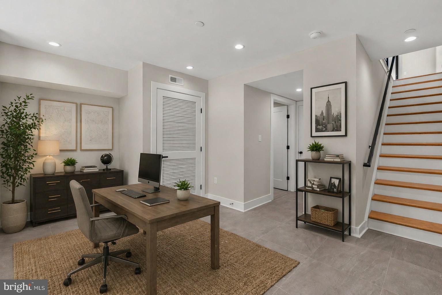 FAIRMOUNT - Residential