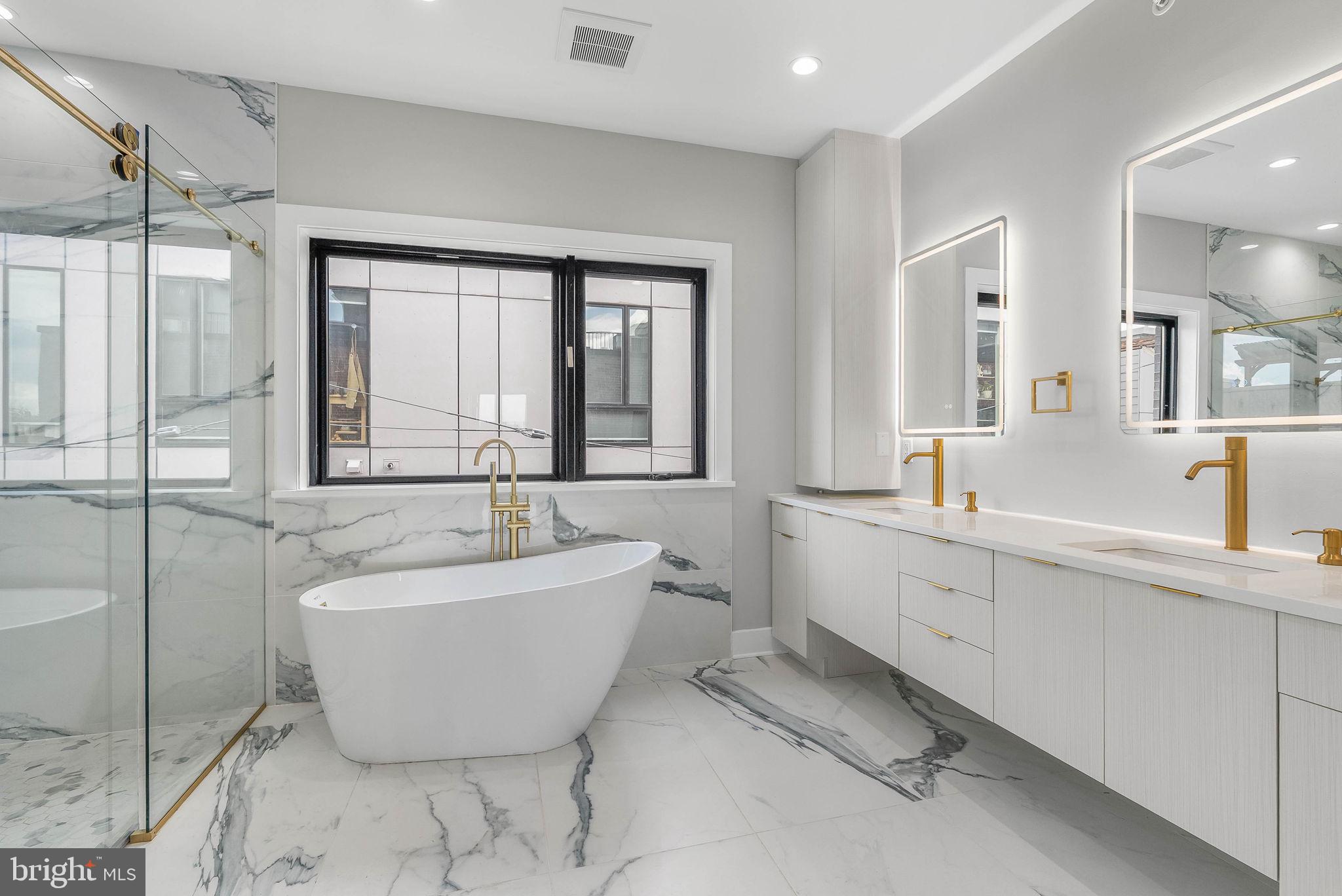 FAIRMOUNT - Residential