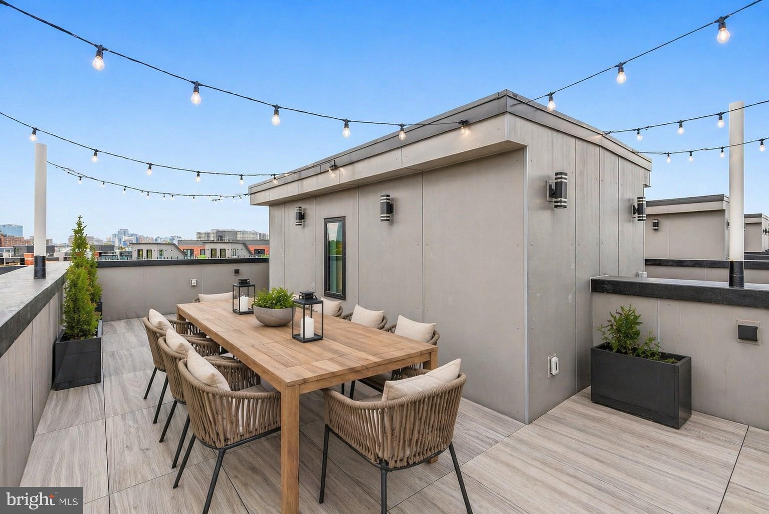 FAIRMOUNT - Residential