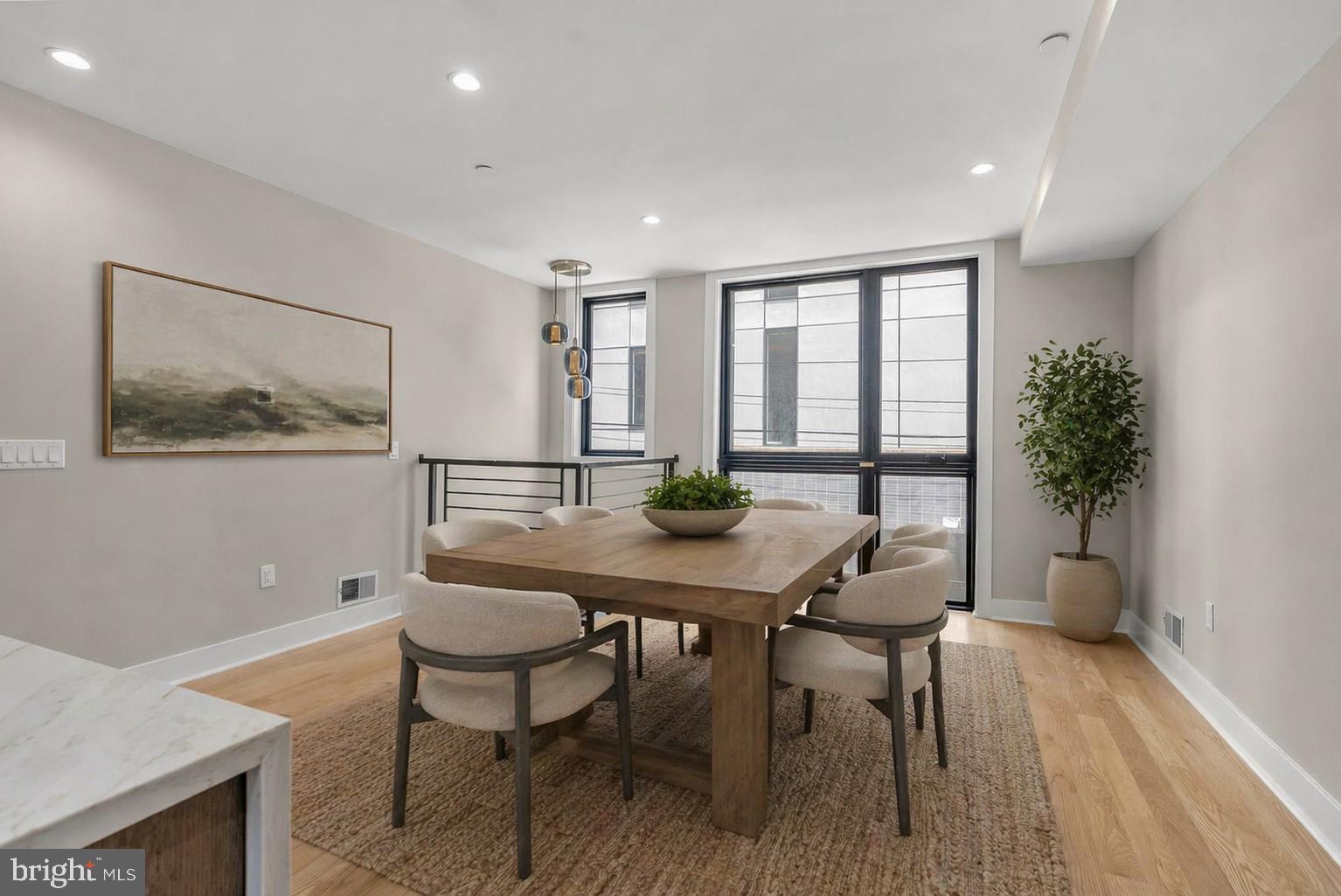 FAIRMOUNT - Residential