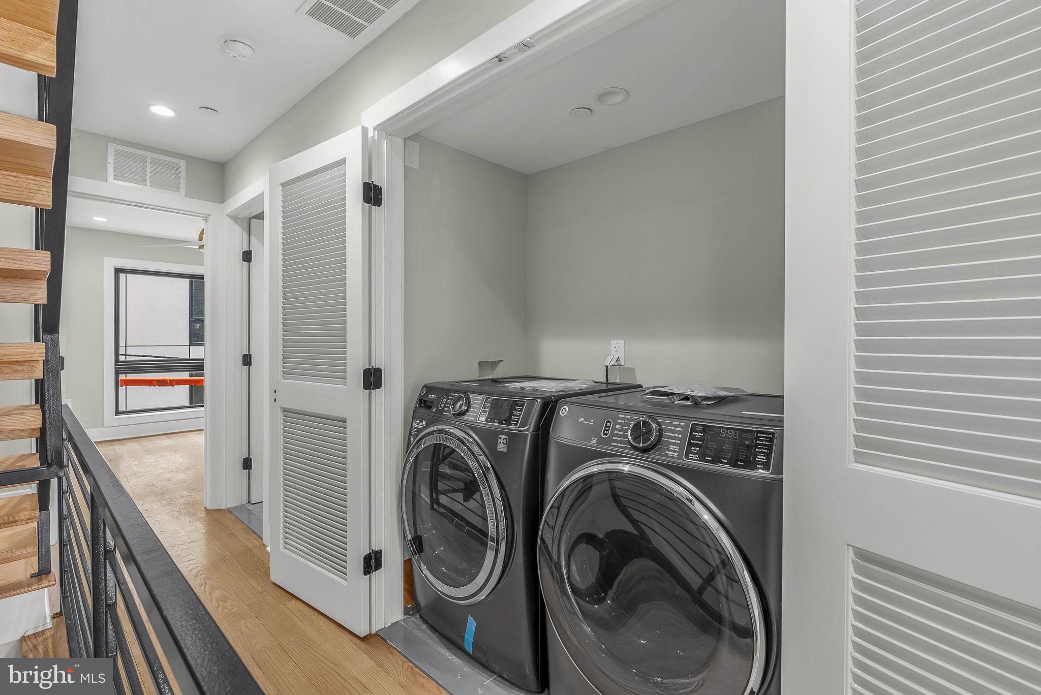 FAIRMOUNT - Residential