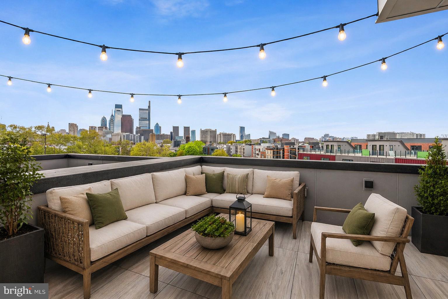 FAIRMOUNT - Residential