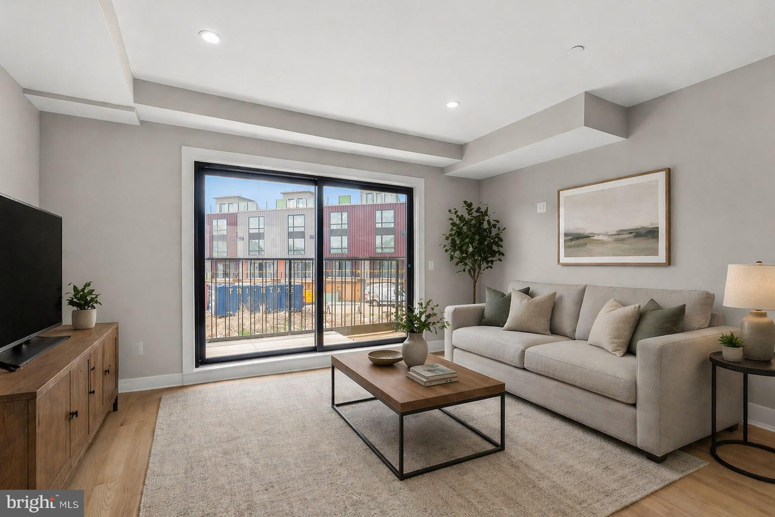 FAIRMOUNT - Residential