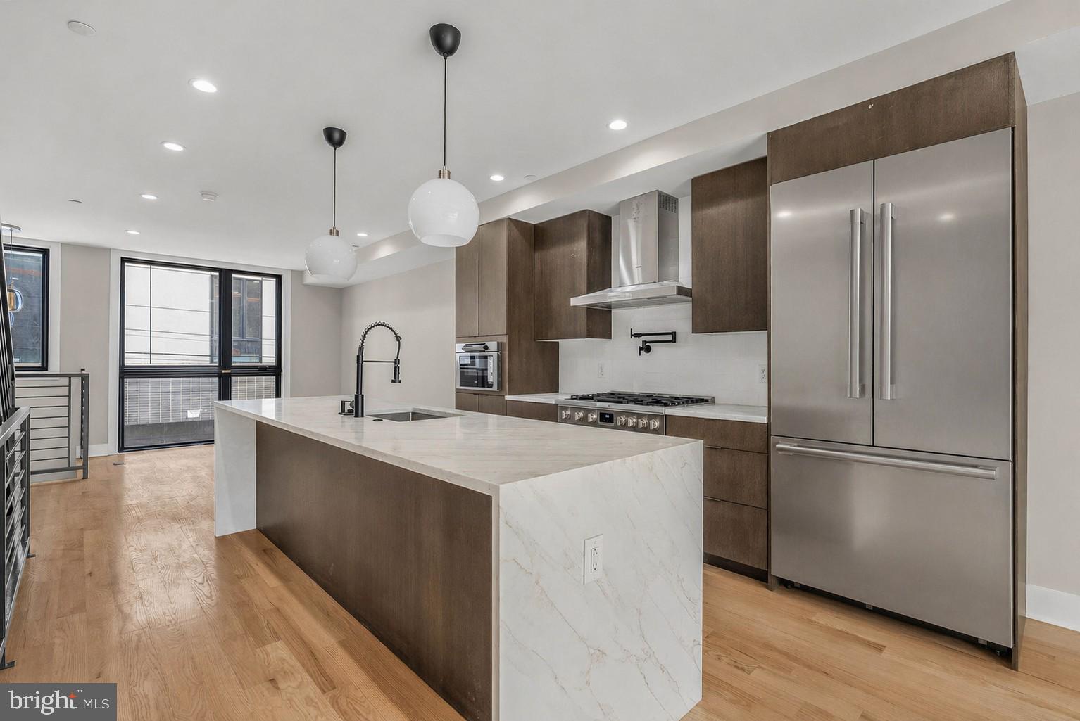 FAIRMOUNT - Residential