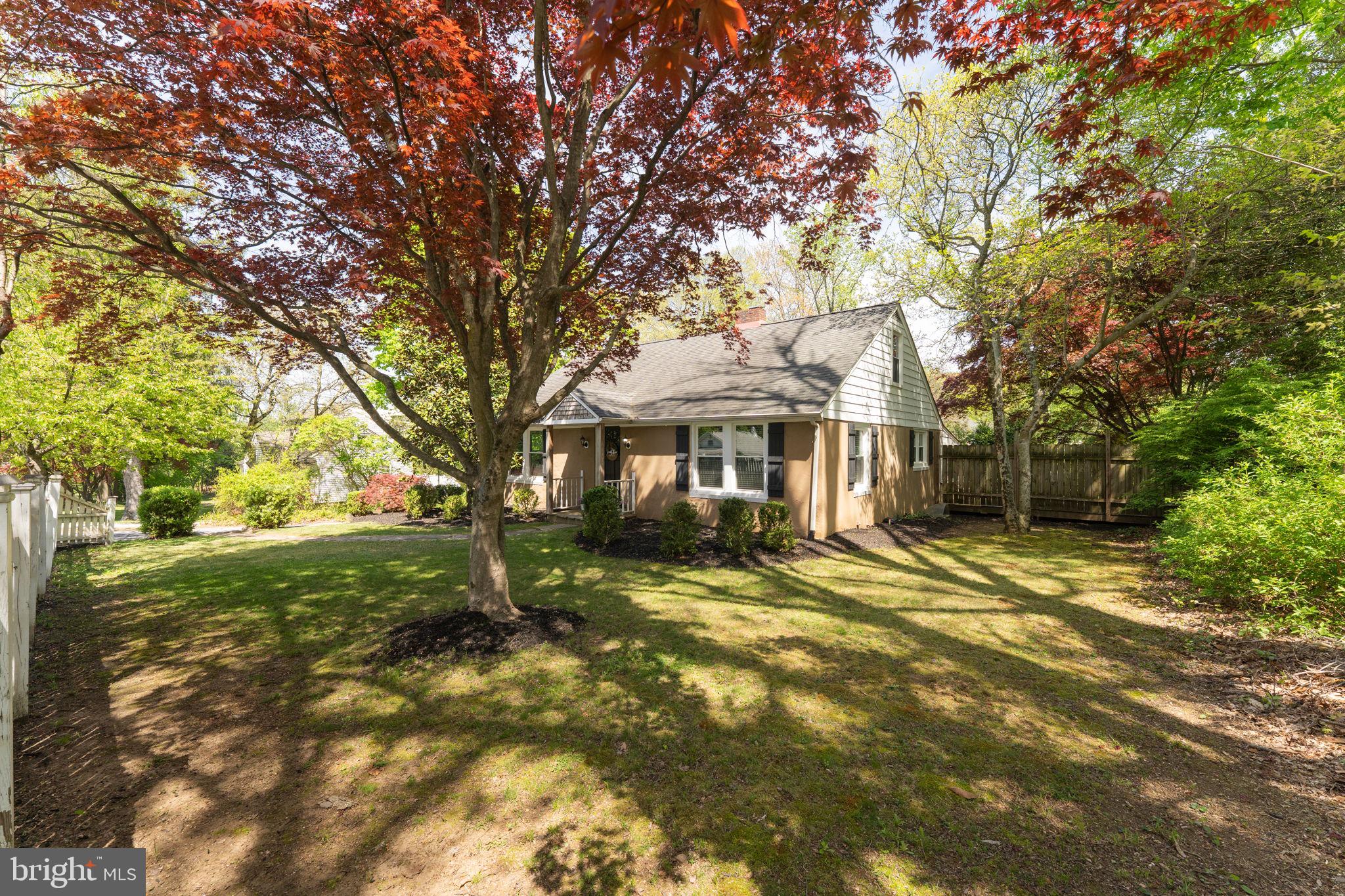 1113 POTTSTOWN PIKE