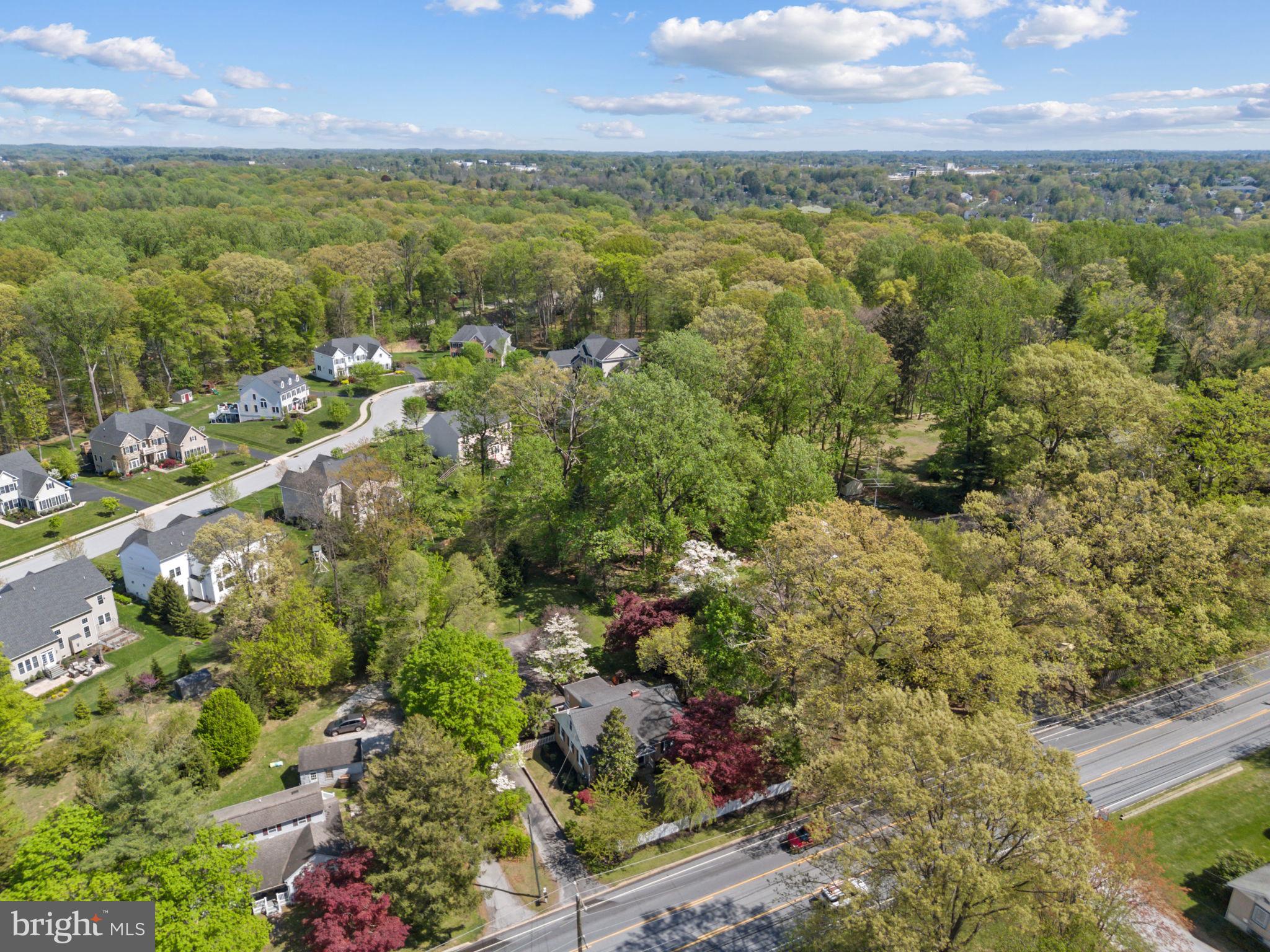 1113 POTTSTOWN PIKE