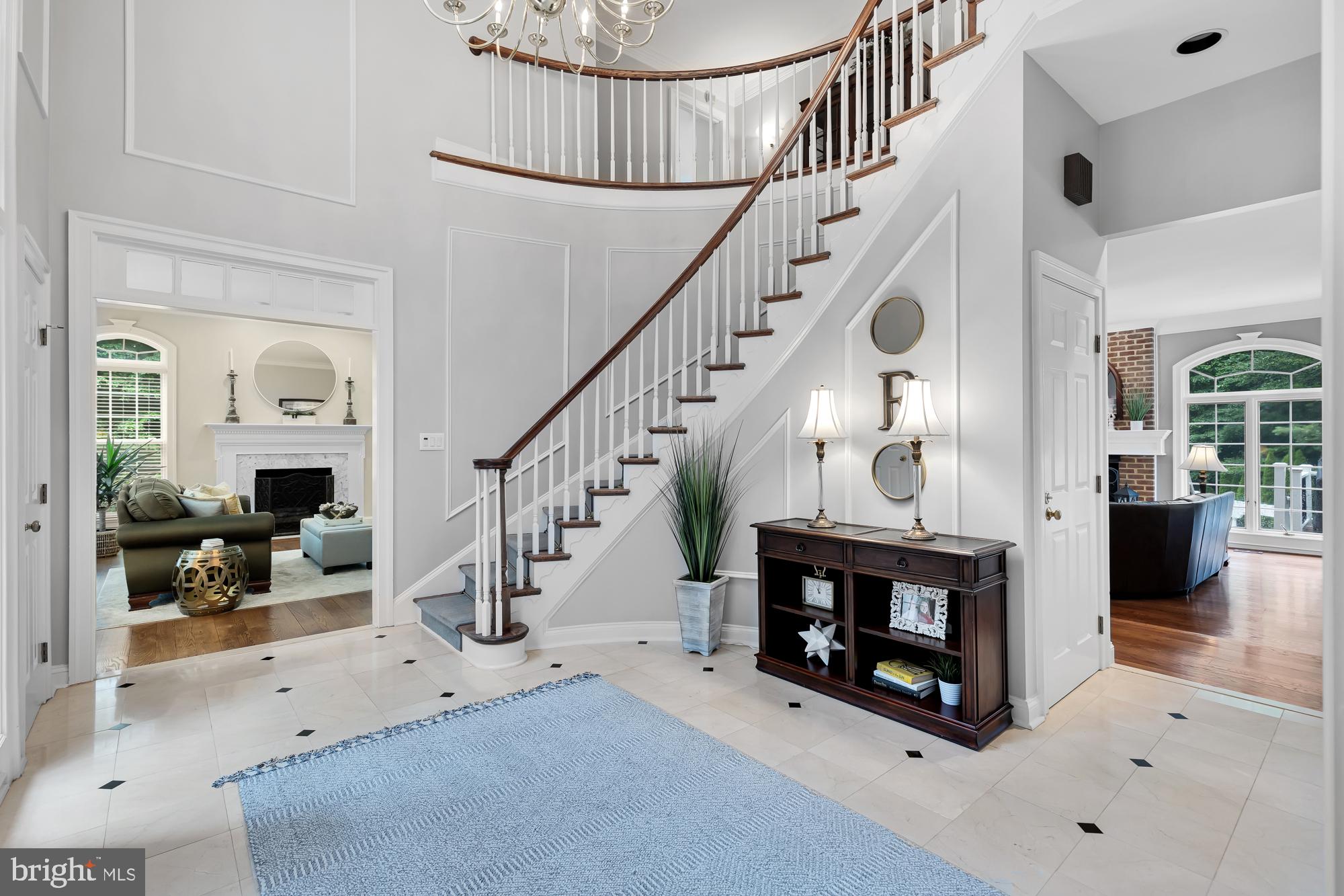 DEVEREUX STATION - Residential