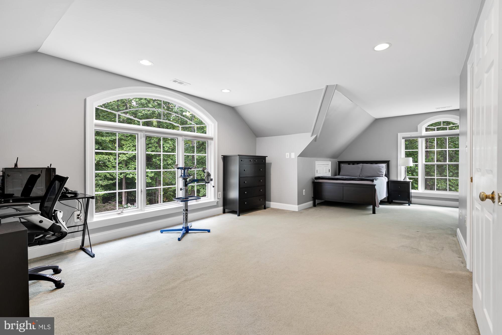 DEVEREUX STATION - Residential