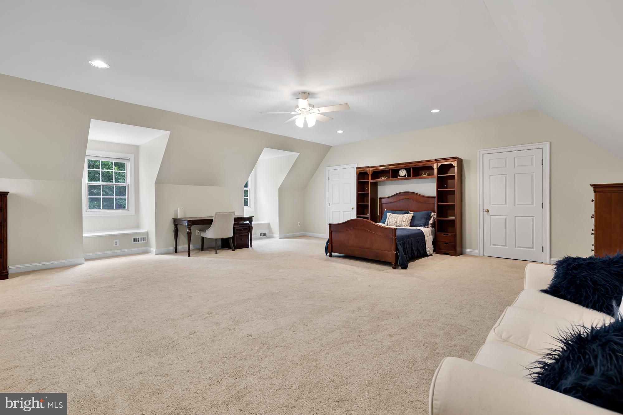 DEVEREUX STATION - Residential