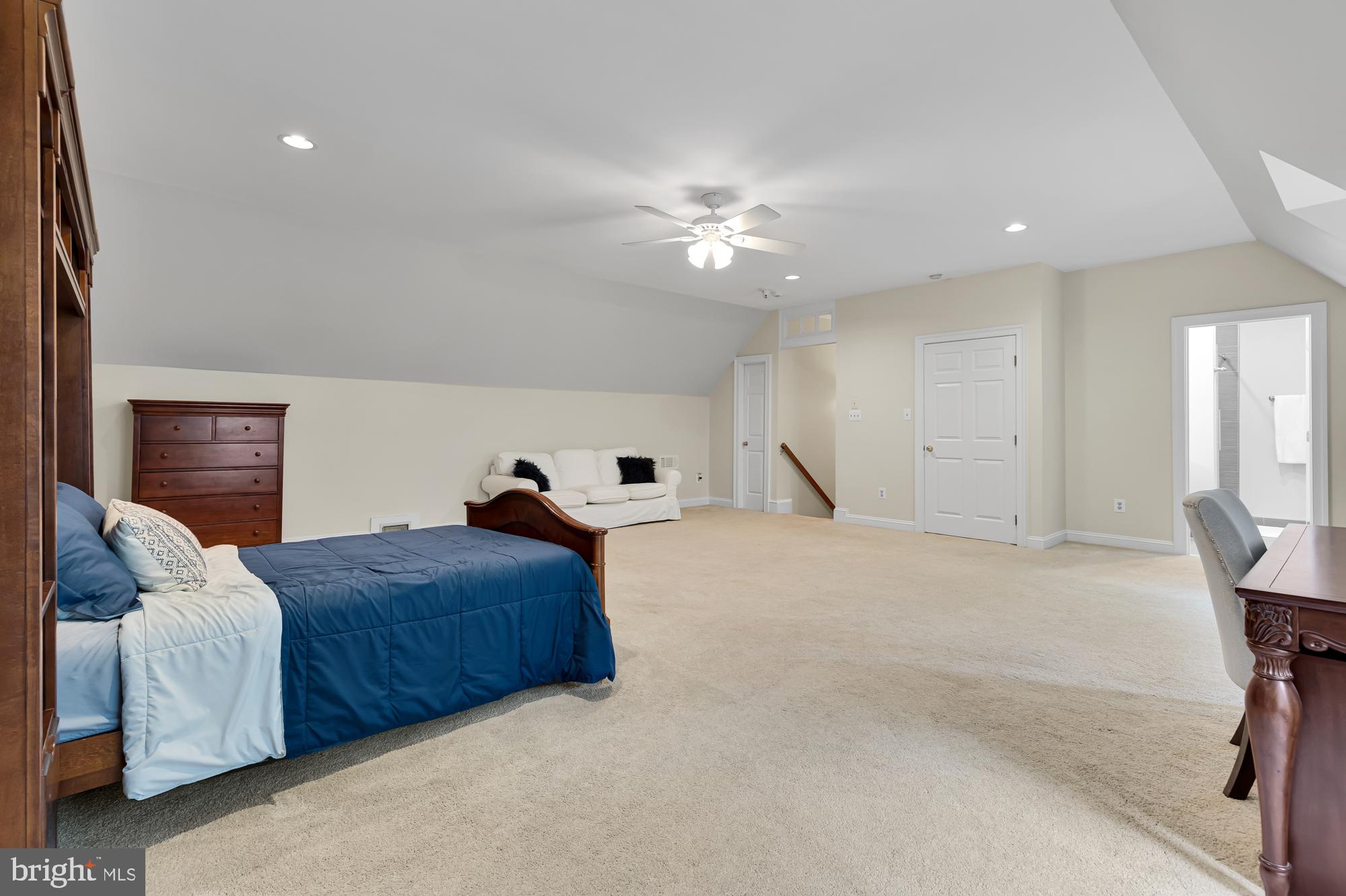 DEVEREUX STATION - Residential