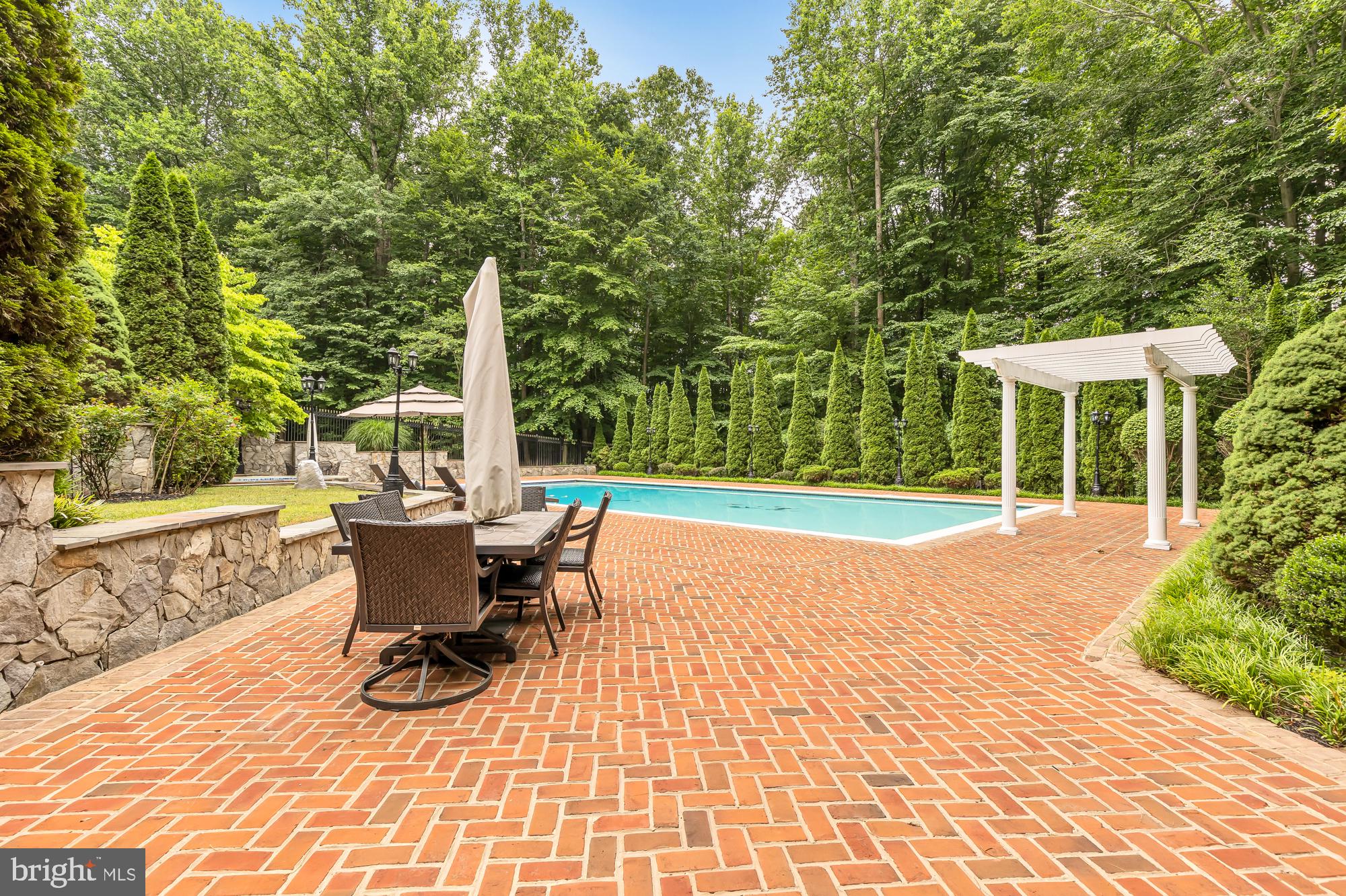 DEVEREUX STATION - Residential