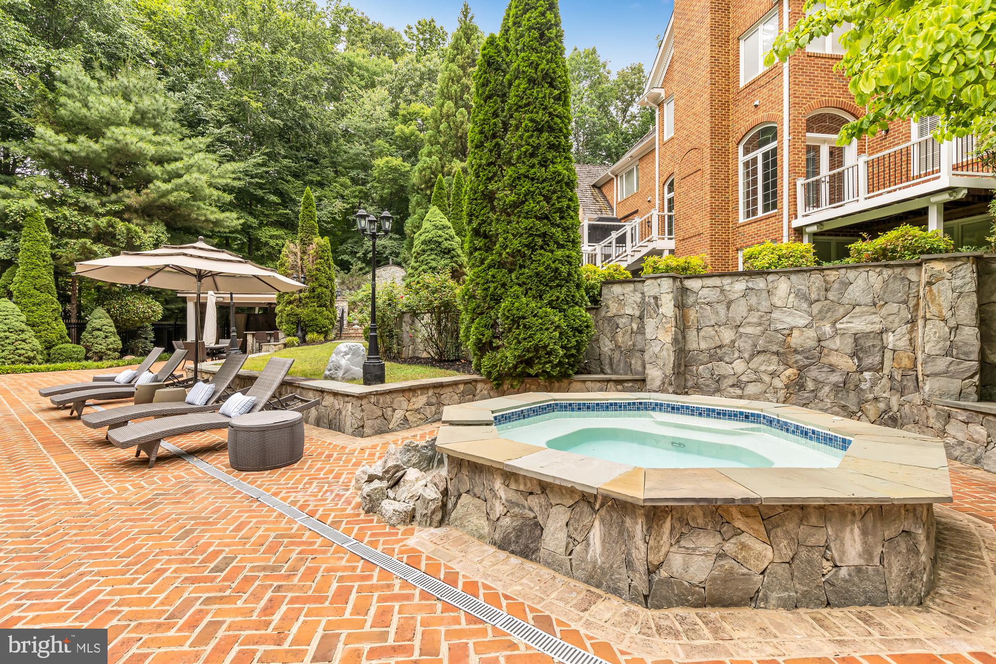 DEVEREUX STATION - Residential