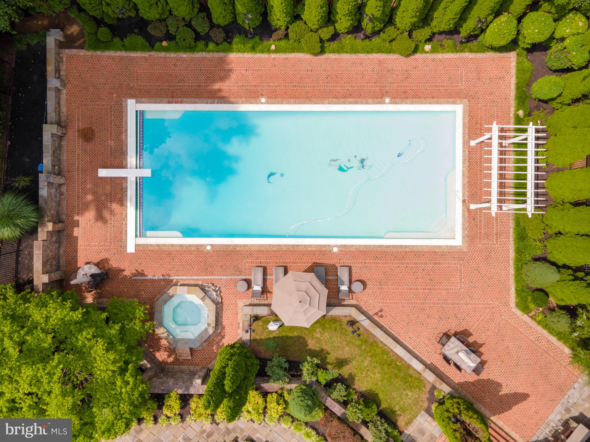 DEVEREUX STATION - Residential