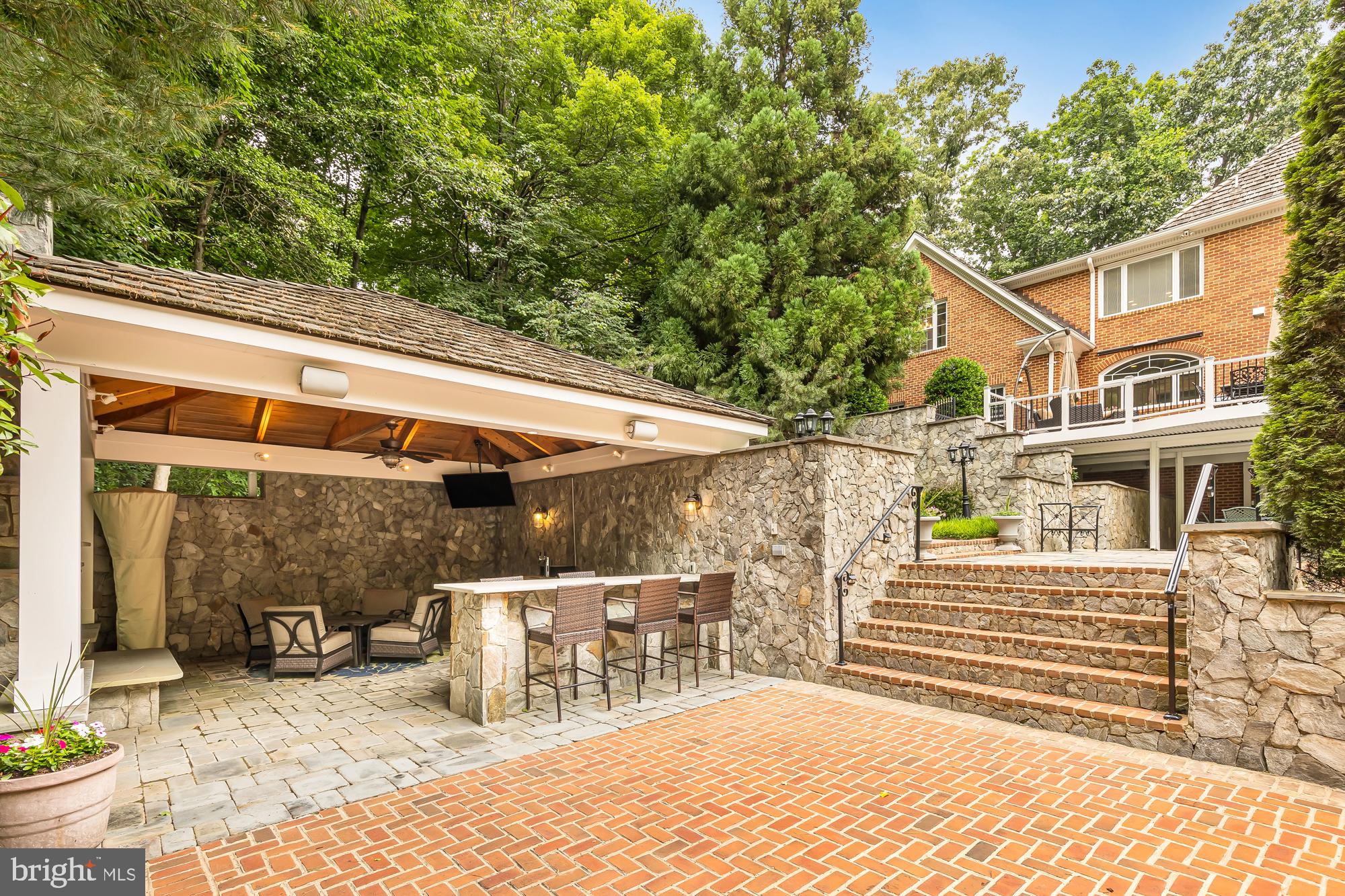 DEVEREUX STATION - Residential