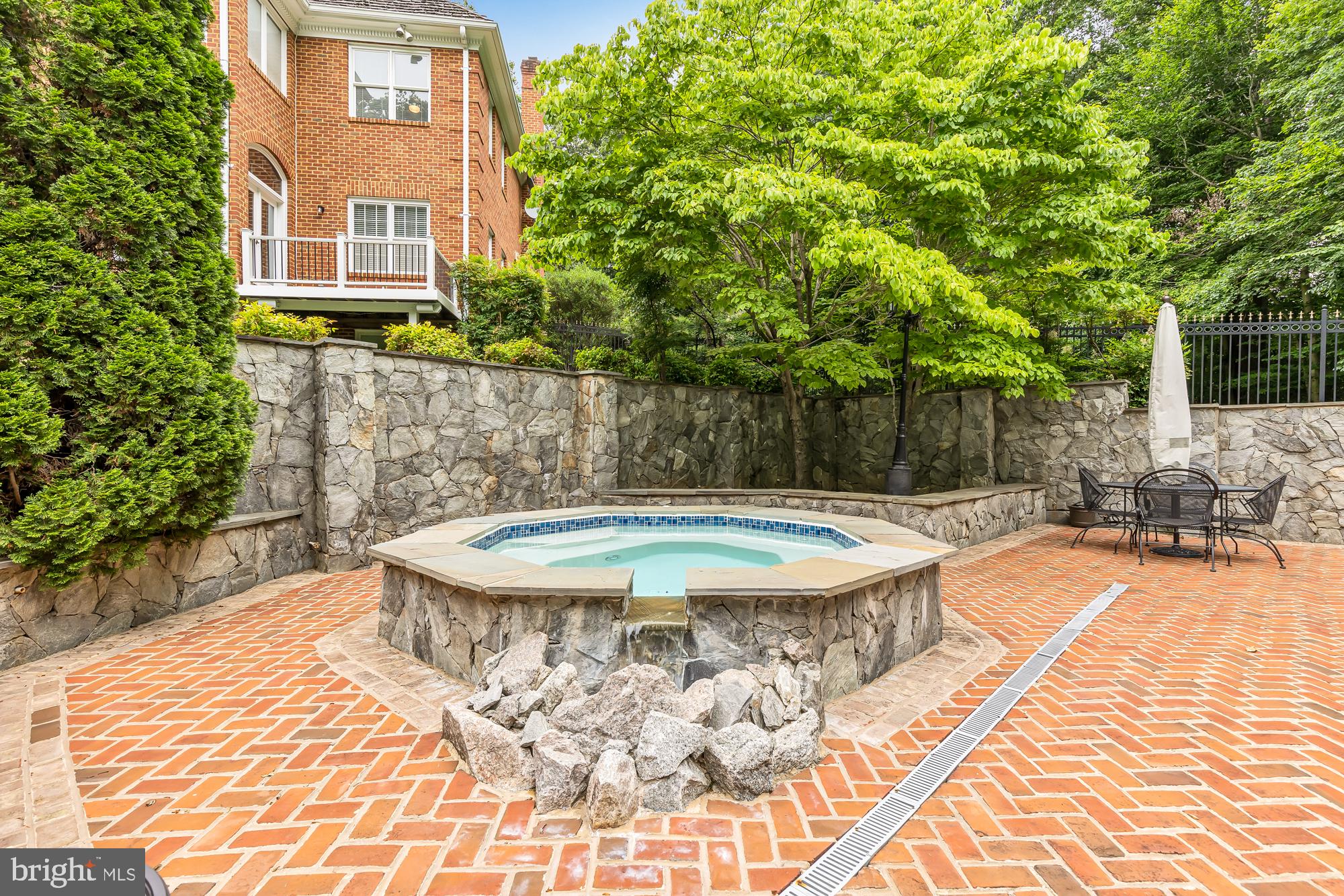 DEVEREUX STATION - Residential