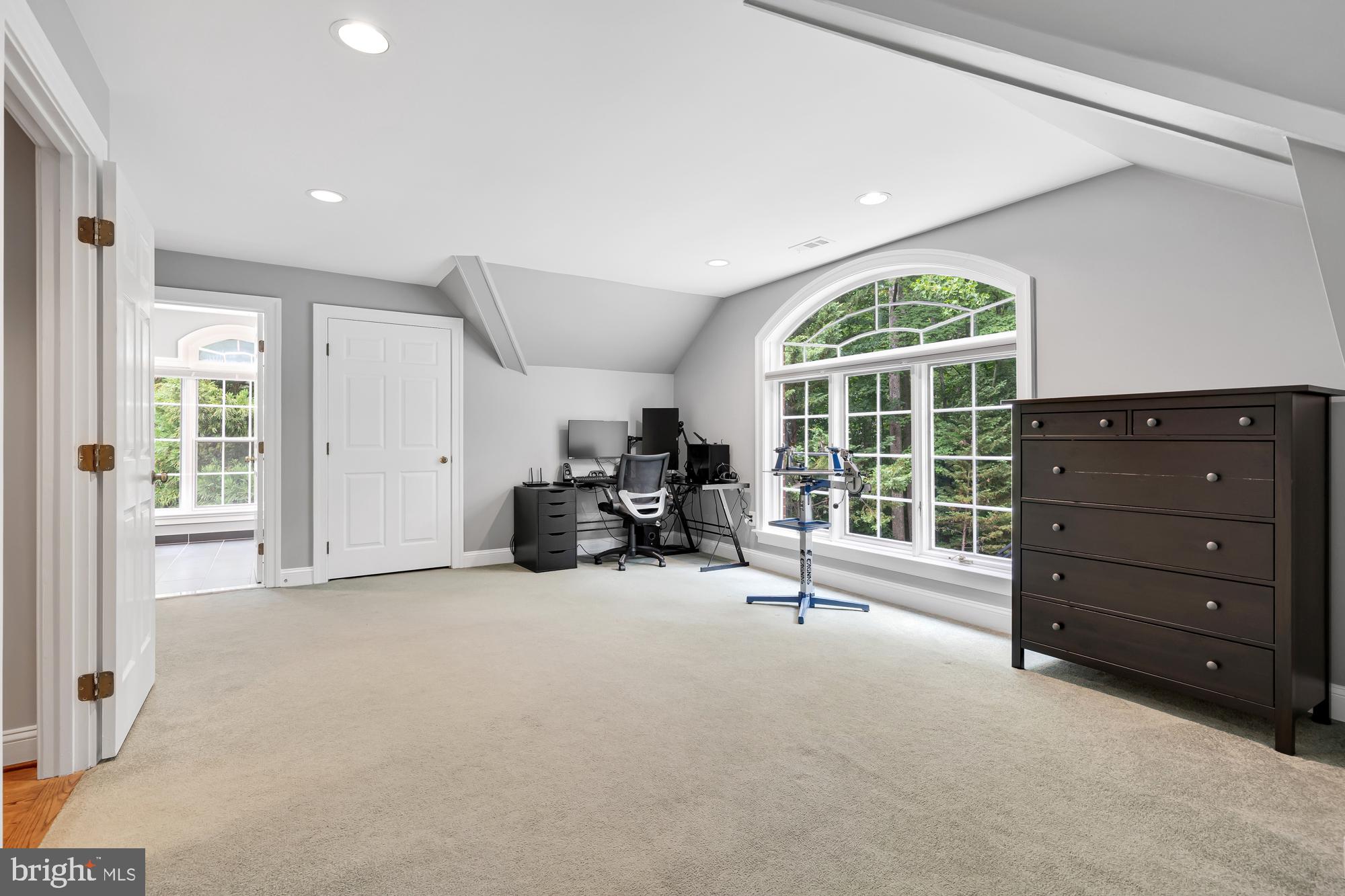 DEVEREUX STATION - Residential