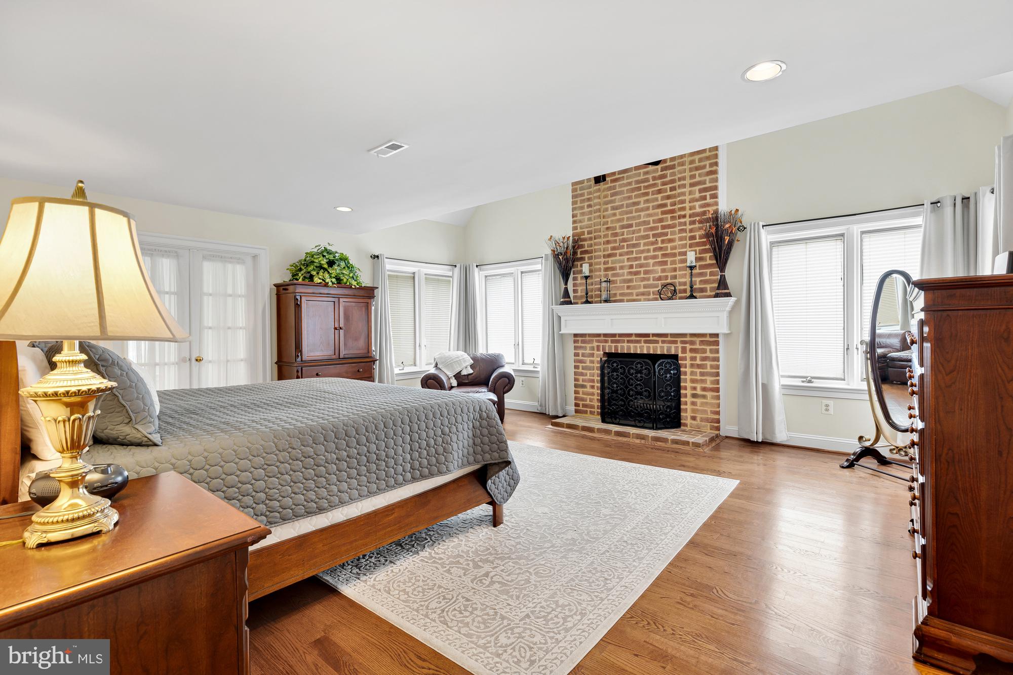 DEVEREUX STATION - Residential