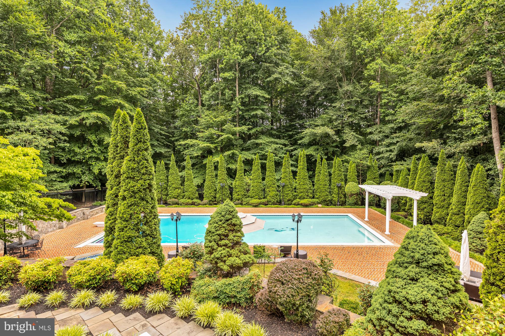 DEVEREUX STATION - Residential